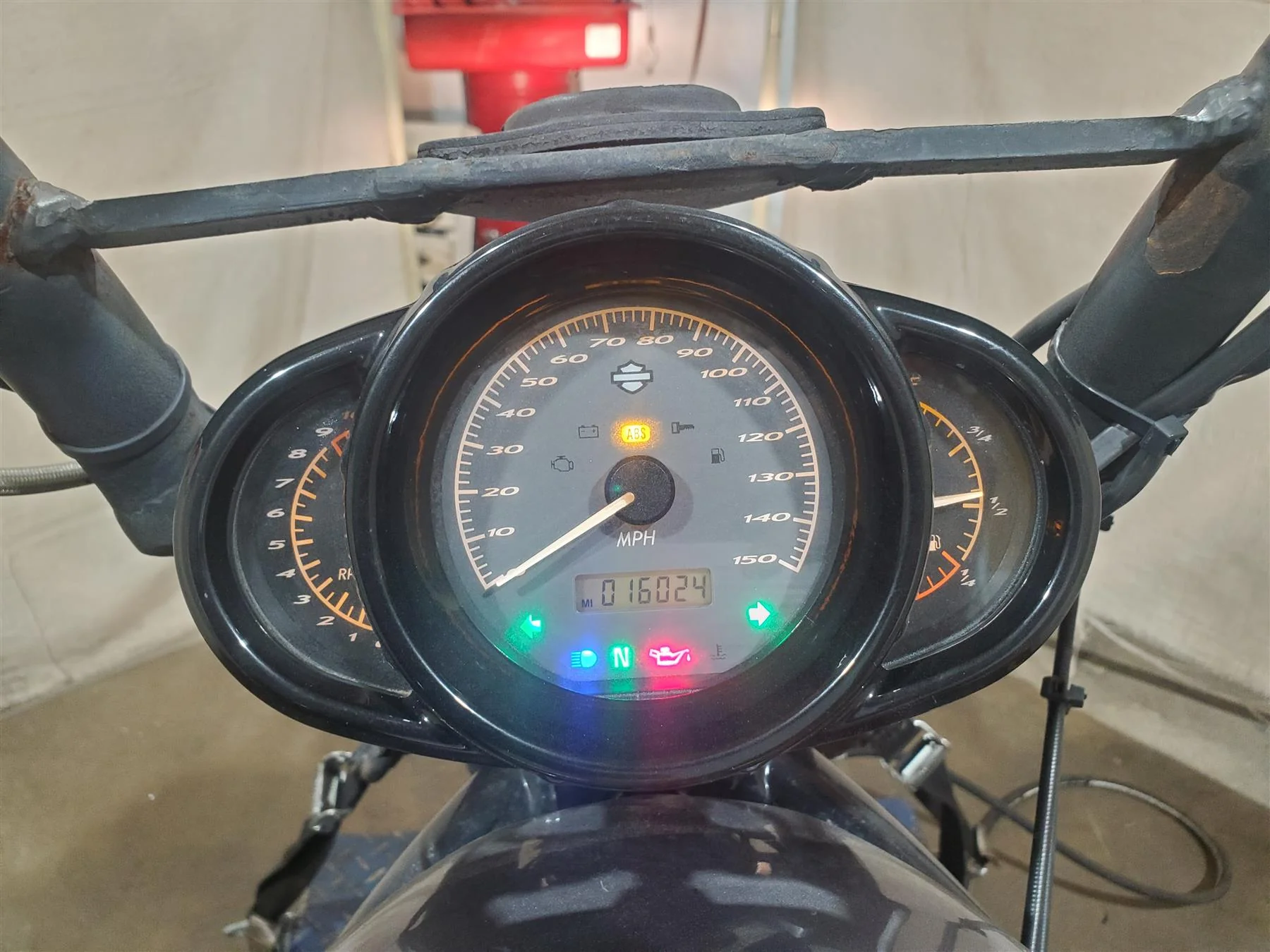 2016 Harley VRSCDX Night Rod Gauges Speedometer Instrument 16K 67453-09A - Image 2