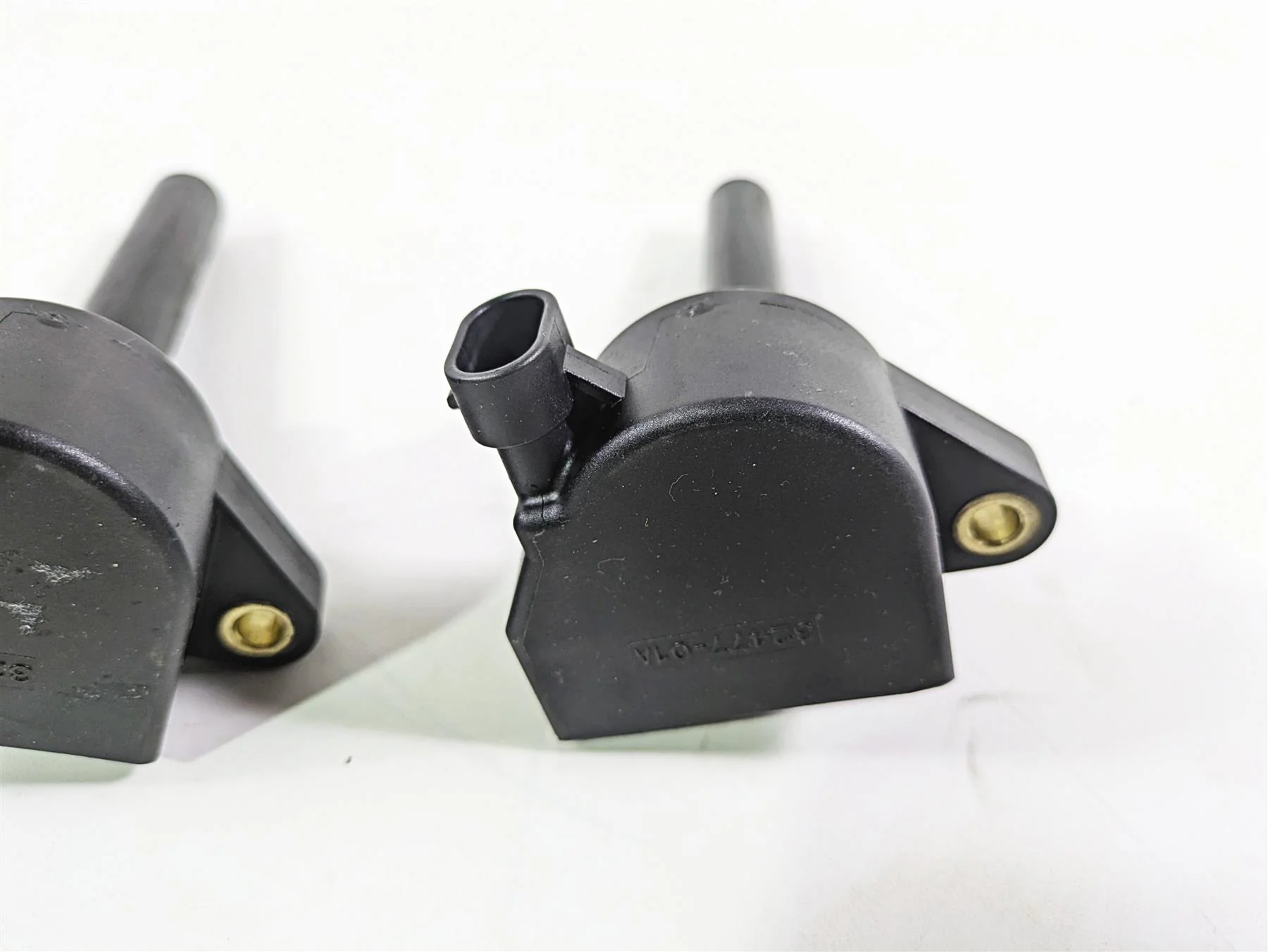 2016 Harley VRSCDX Night Rod Ignition Coil Set 32477-01A - Image 11