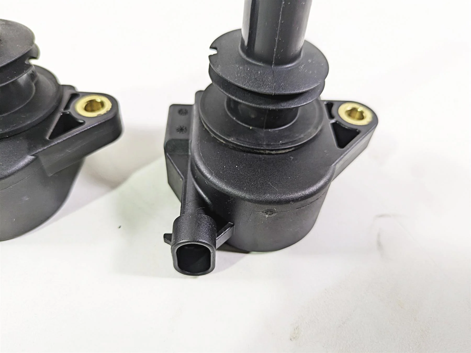 2016 Harley VRSCDX Night Rod Ignition Coil Set 32477-01A - Image 6