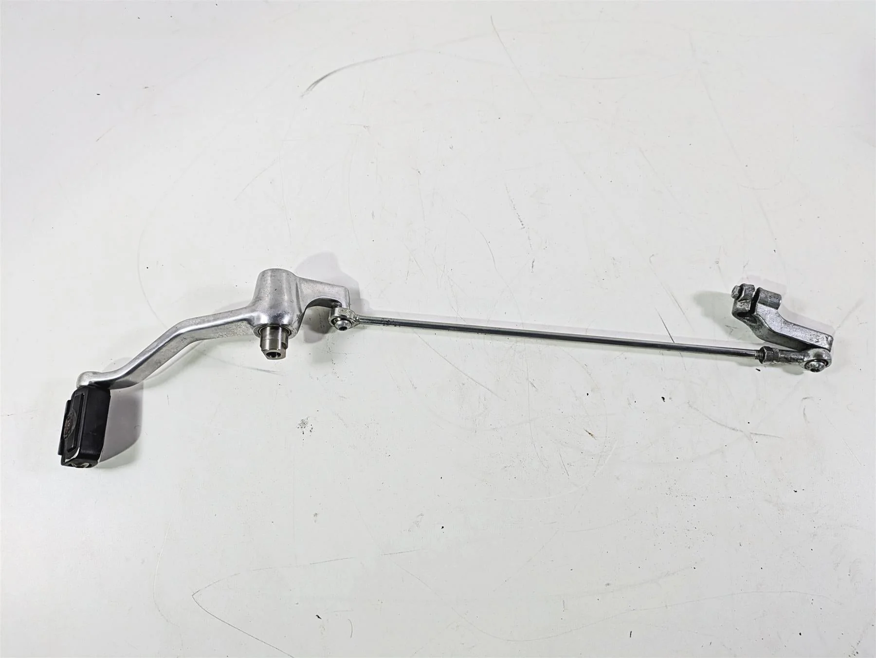 2016 Harley VRSCDX Night Rod Left Front Gear Selector & Shifter Parts 33757-01A - Image 5