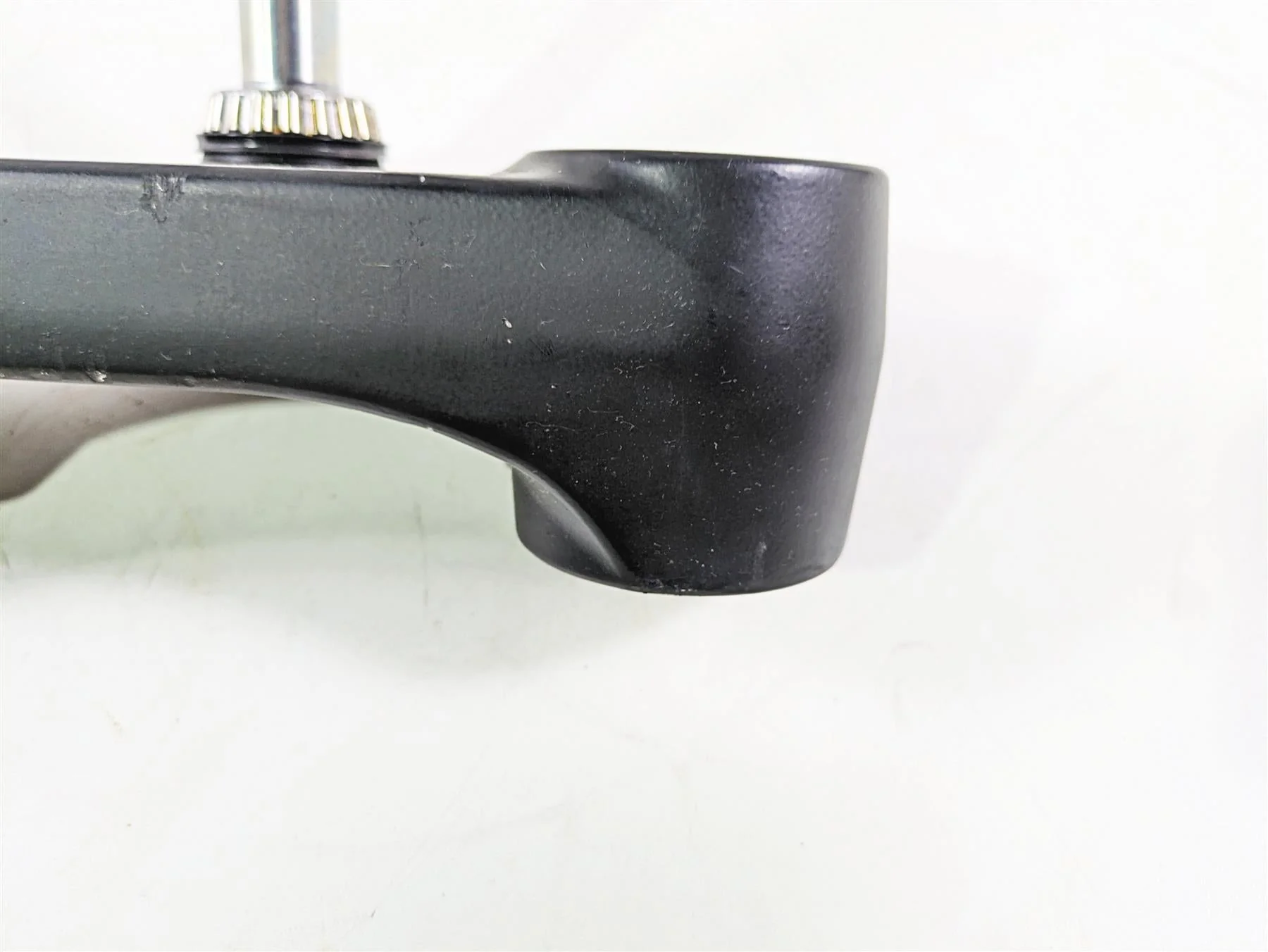 2016 Harley VRSCDX Night Rod Lower Triple Tree Steering Clamp 45900019 - Image 4