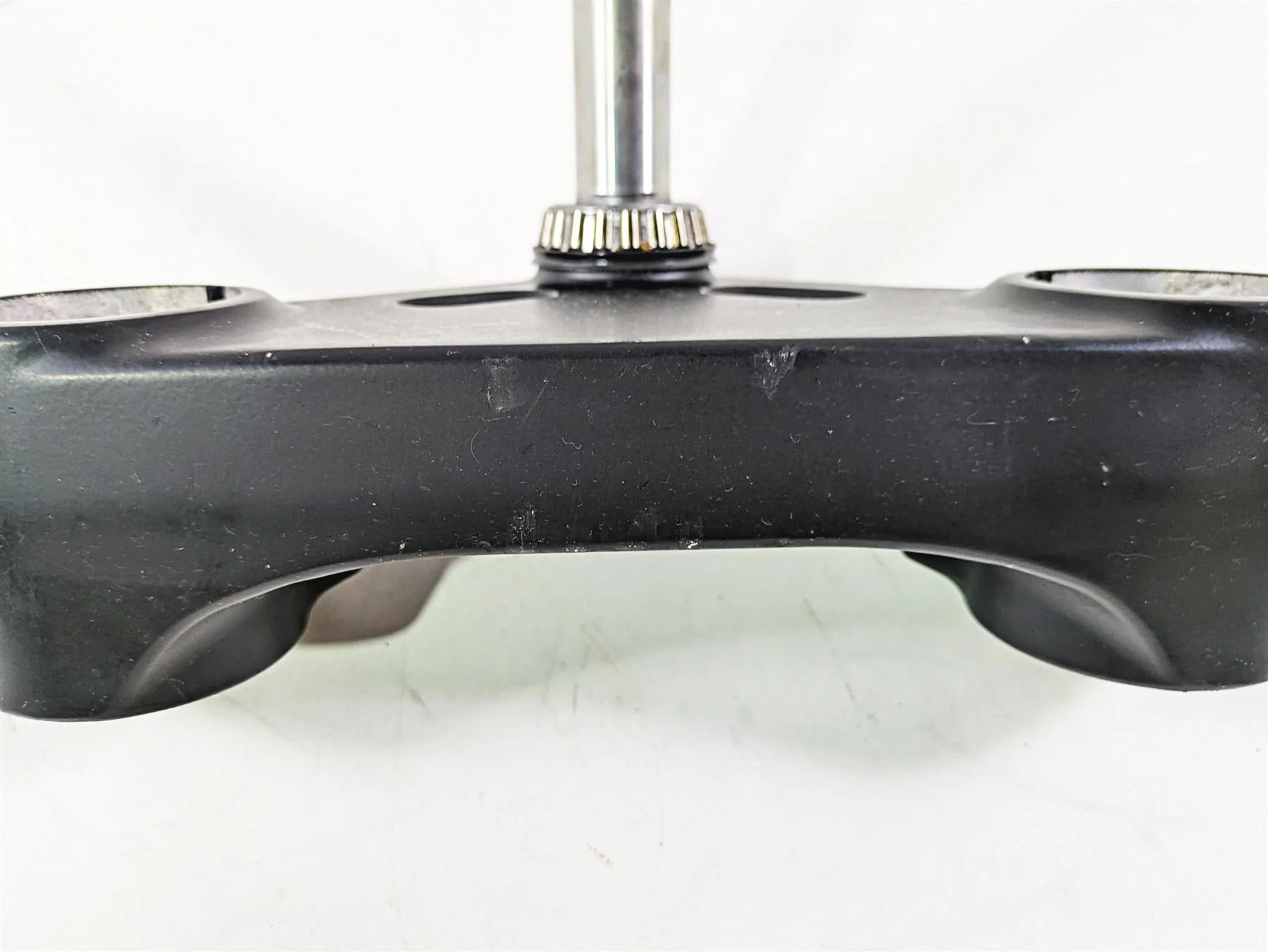 2016 Harley VRSCDX Night Rod Lower Triple Tree Steering Clamp 45900019 - Image 6
