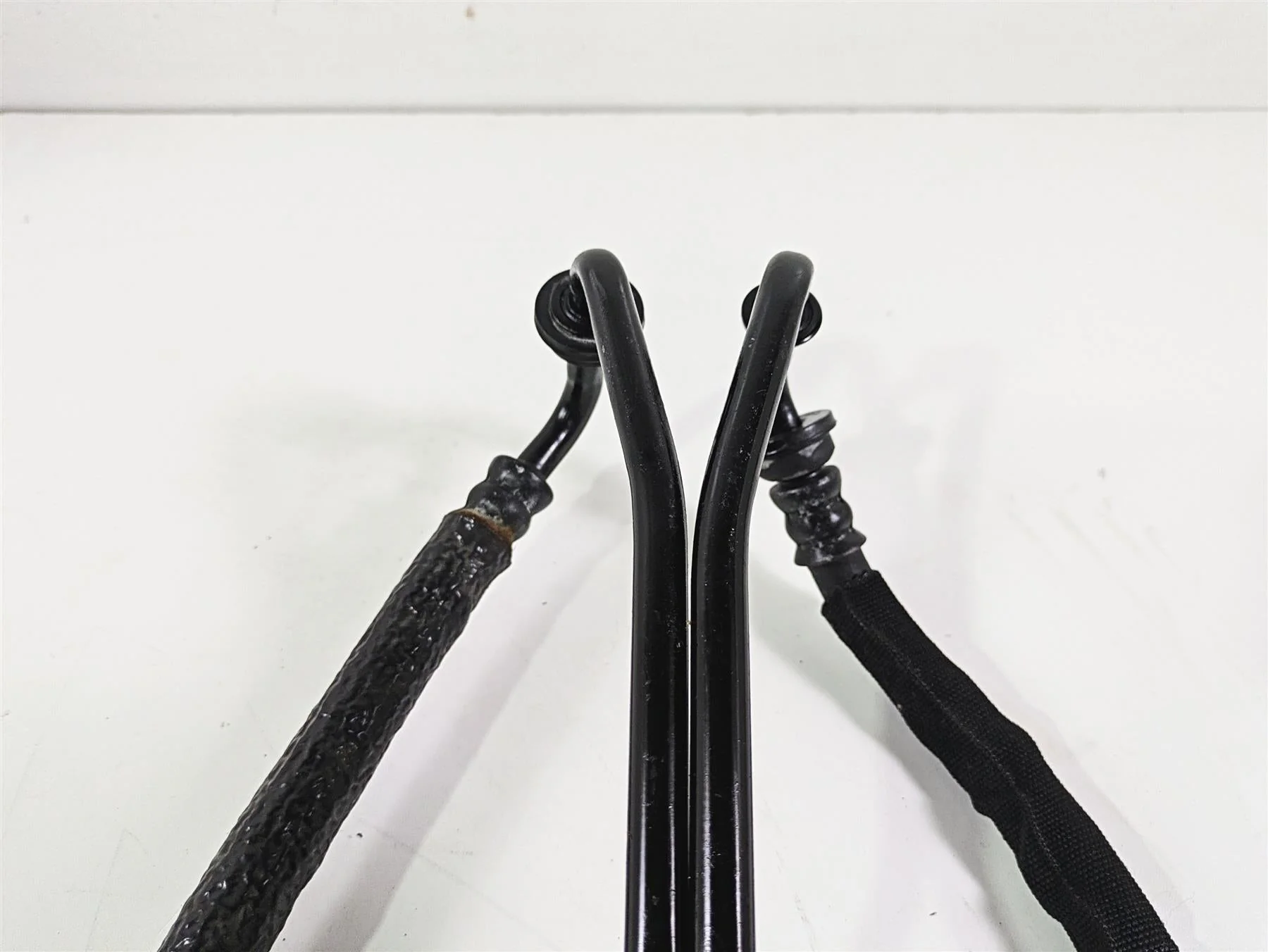 2016 Harley VRSCDX Night Rod Oil Cooler & Lines 62700054 - Image 12