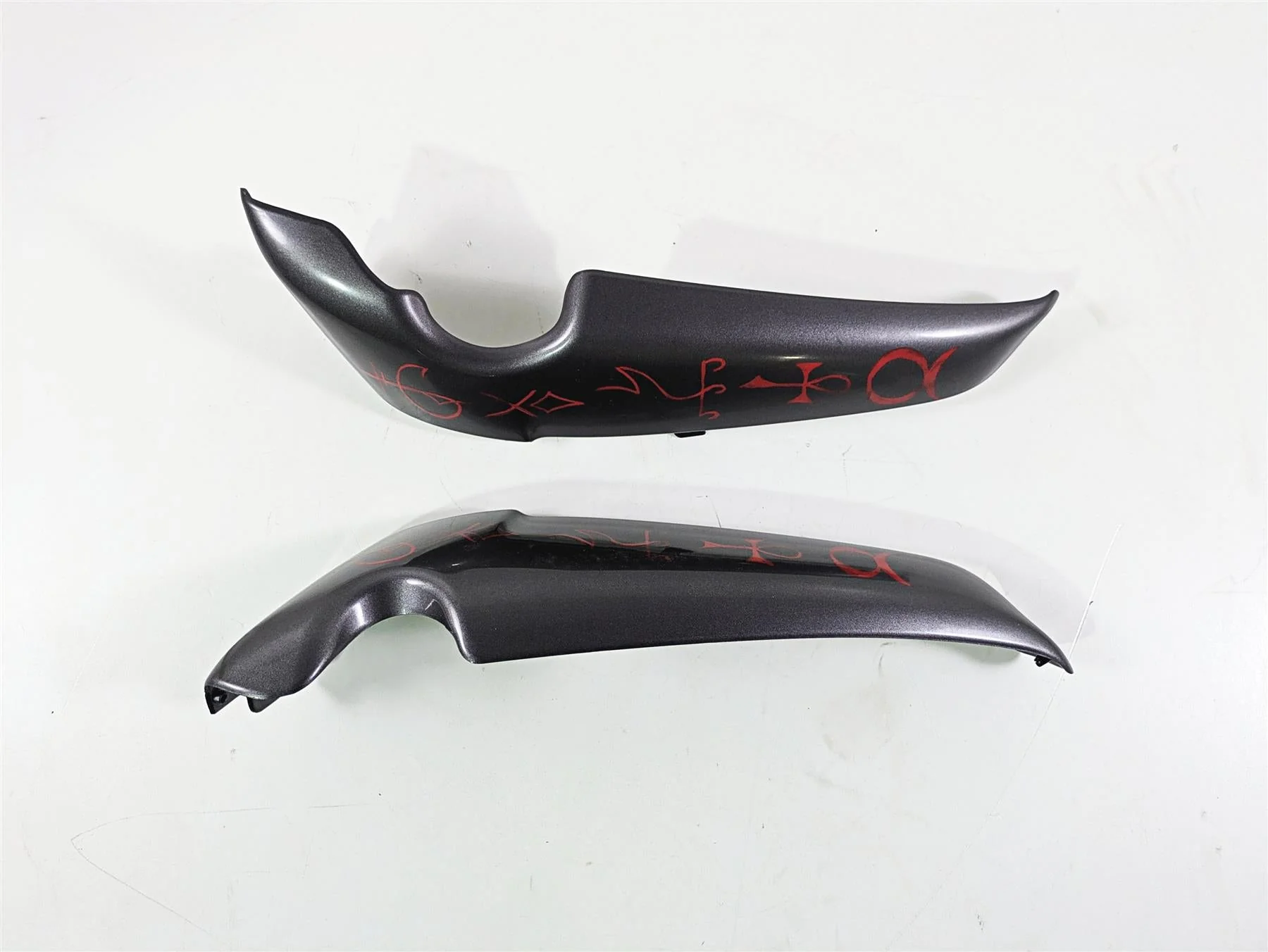 2016 Harley VRSCDX Night Rod Radiator Side Cover Fairing Set 66157-07 66158-07 - Image 5