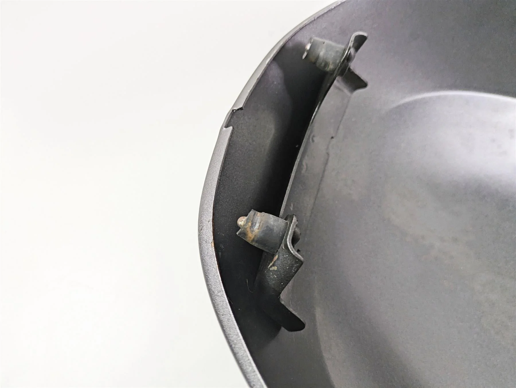 2016 Harley VRSCDX Night Rod Upper Tank Airbox Cover - Ding 66154-07BEO - Image 9