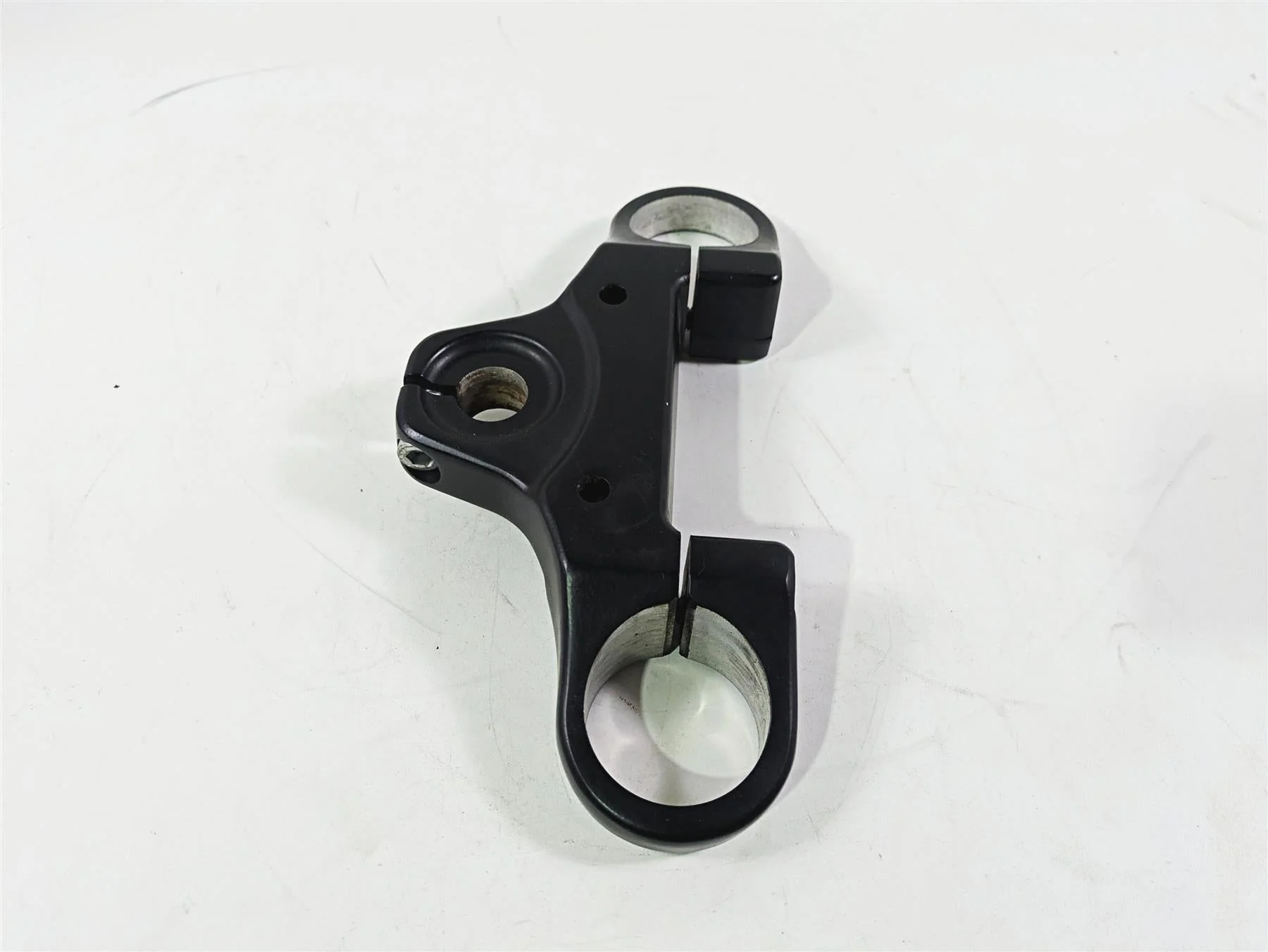2016 Harley VRSCDX Night Rod Upper Triple Tree Steering Clamp 45900017 - Image 10