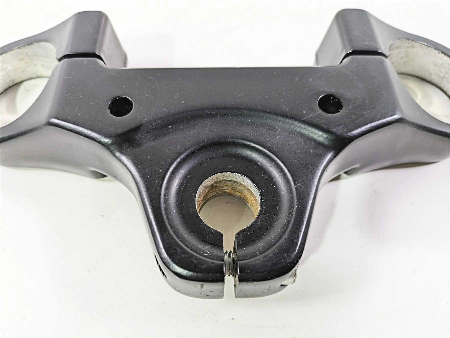 2016 Harley VRSCDX Night Rod Upper Triple Tree Steering Clamp 45900017 - Image 5