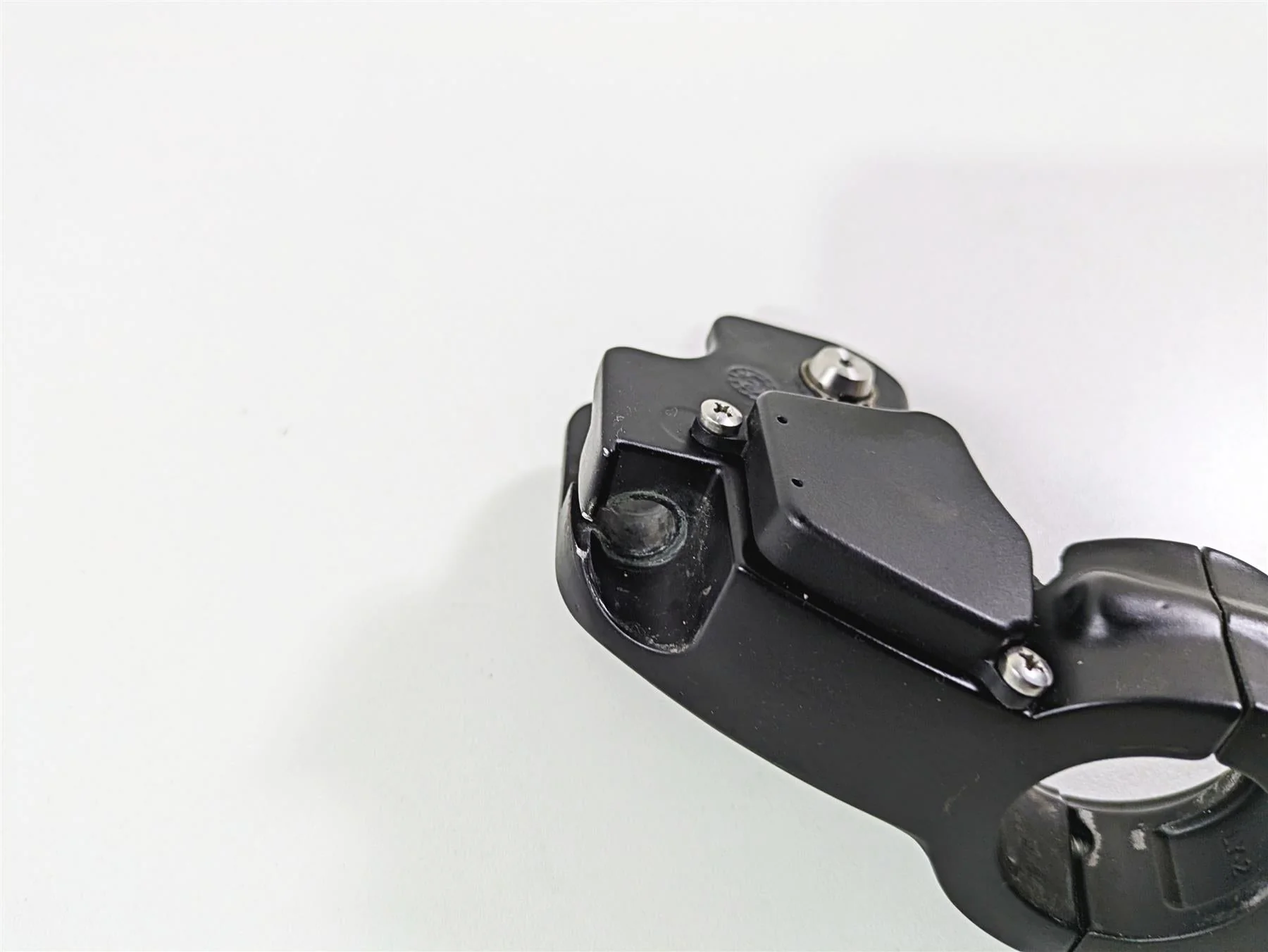 2016 Indian Chief Classic Clutch Perch 2205750 - Image 11
