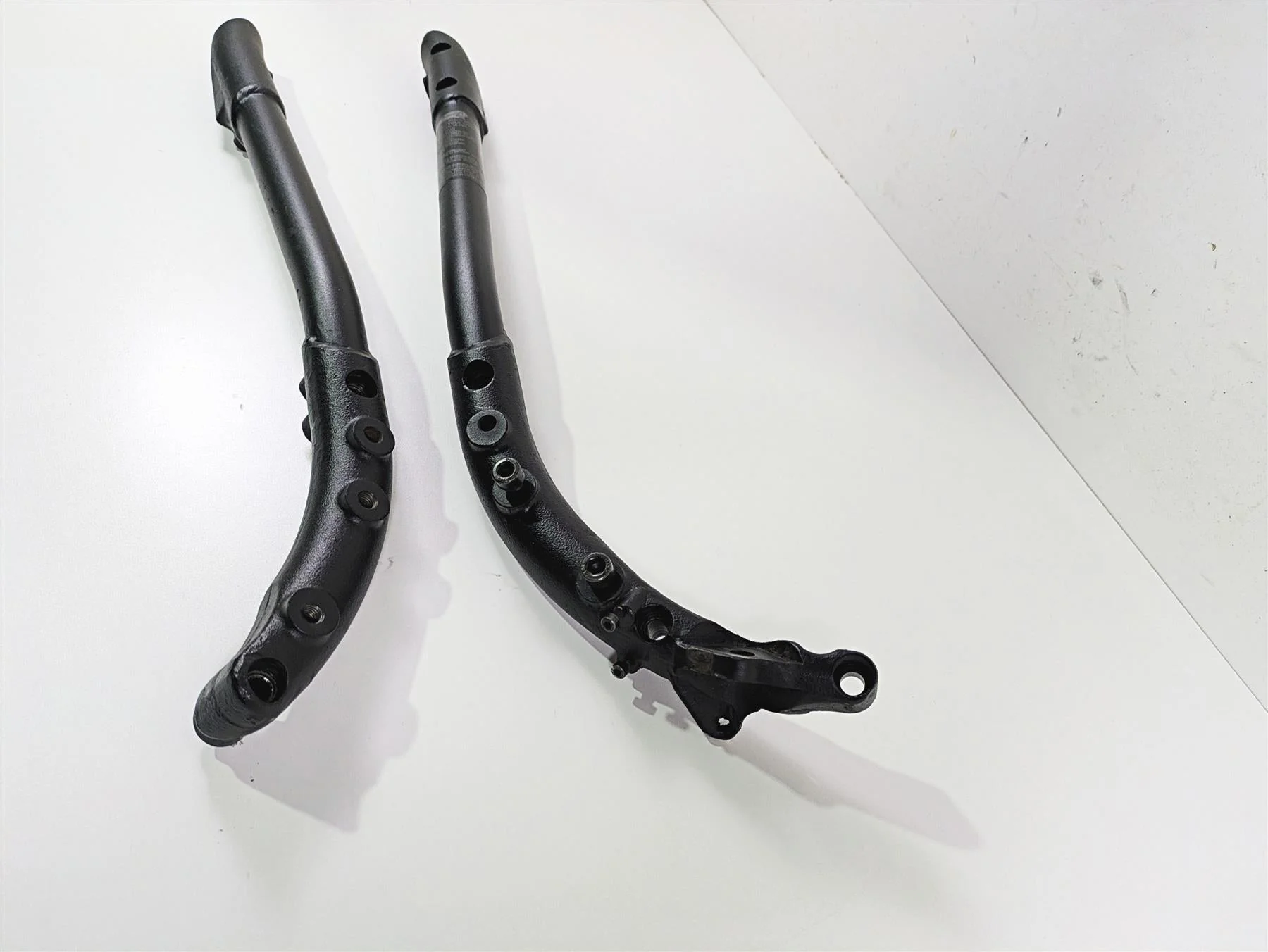 2016 Indian Chief Classic Front Frame Downtube Set 1018969 1018970 - Image 3