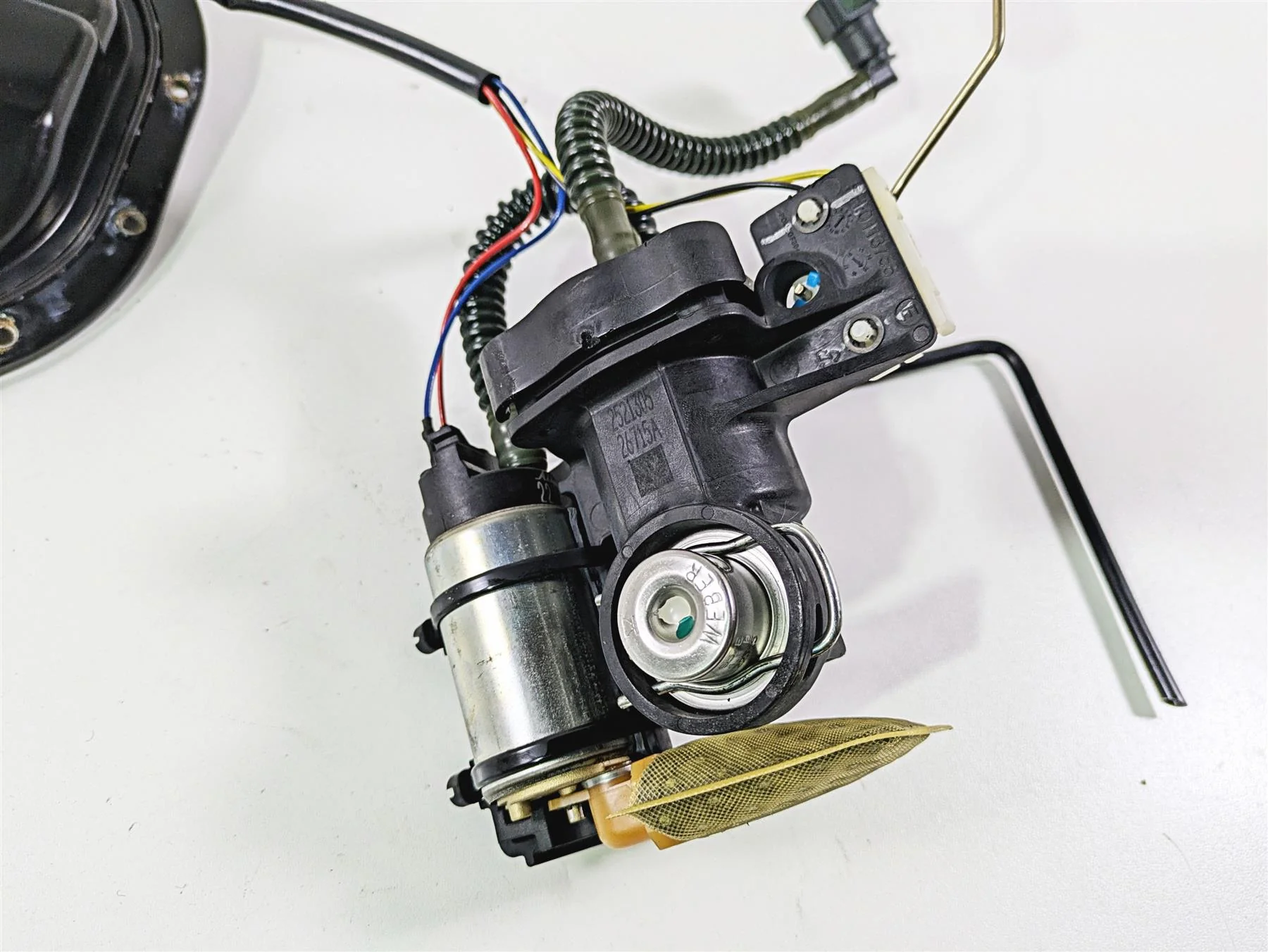 2016 Indian Chief Classic Fuel Gas Petrol Pump & Level Sender - Read 2522160 - Image 9