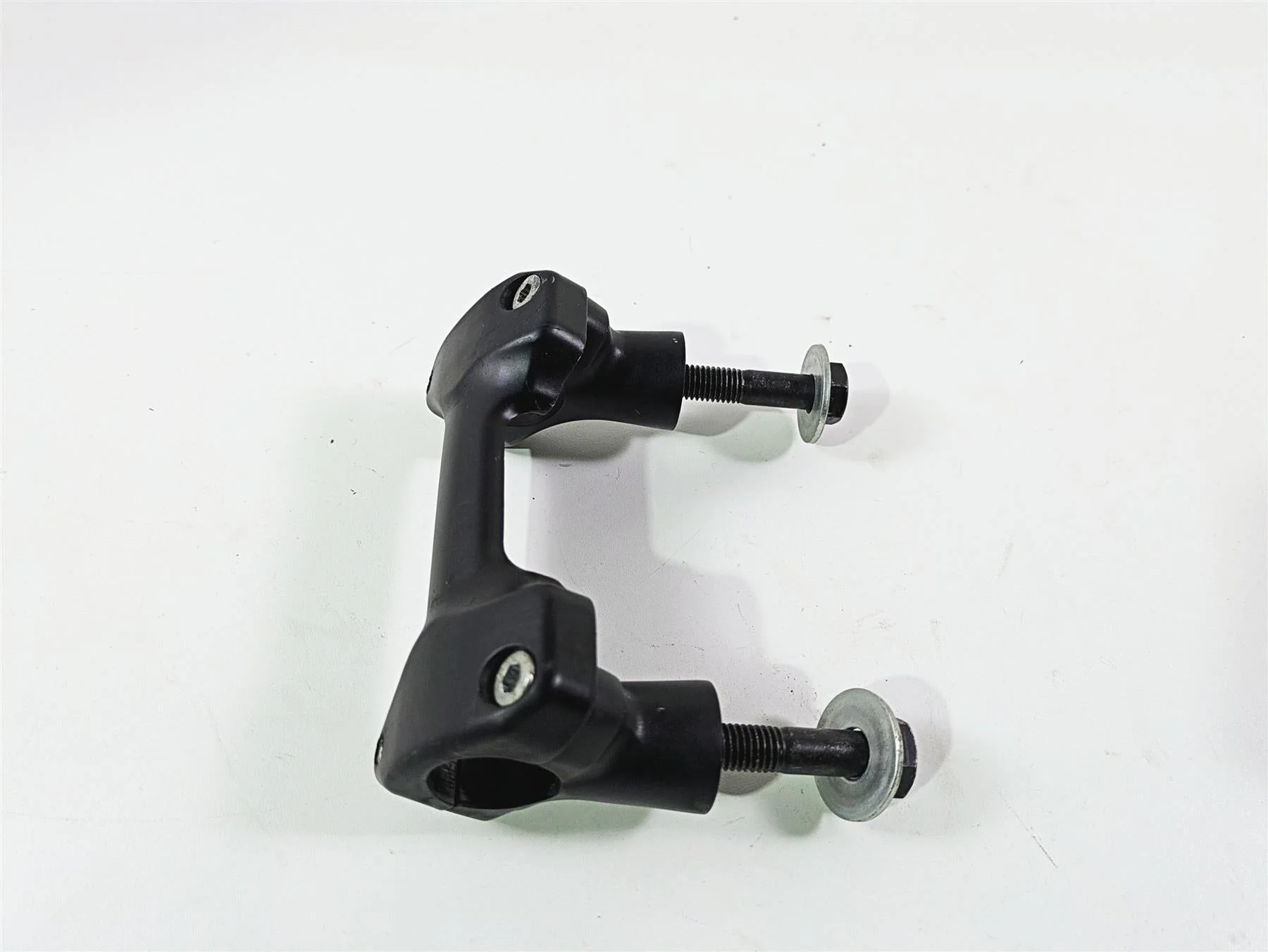 2016 Indian Chief Classic Handlebar Handle Bar Holder Risers 5139656 - Image 2