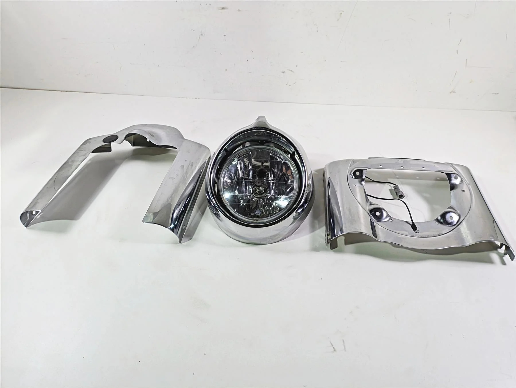 2016 Indian Chief Classic Headlight Head Lamp + Nacelle Cover Set 5632830