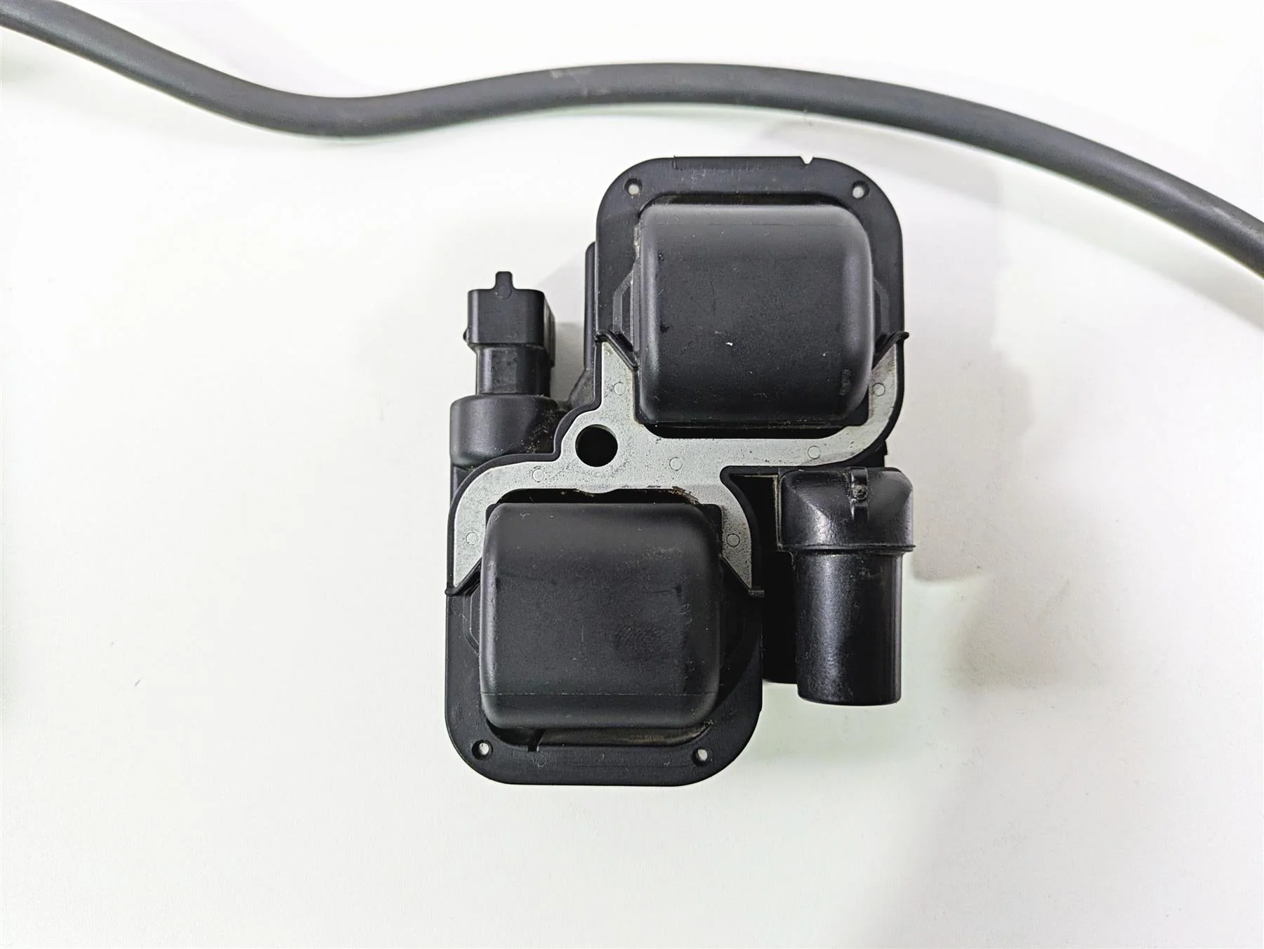 2016 Indian Chief Classic Ignition Coil & Wires Plugs Set 4010425 2876049 - Image 11