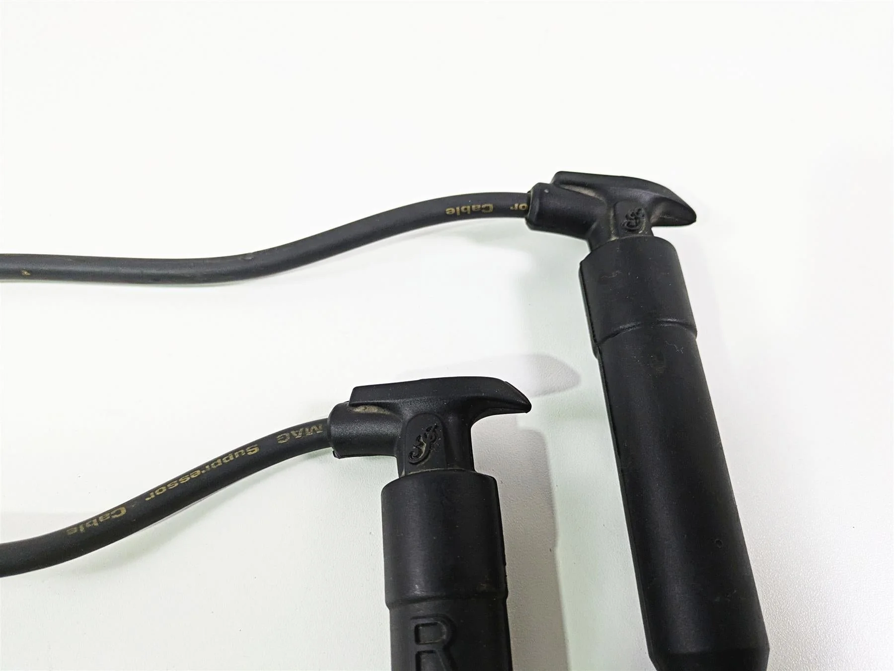 2016 Indian Chief Classic Ignition Coil & Wires Plugs Set 4010425 2876049 - Image 7