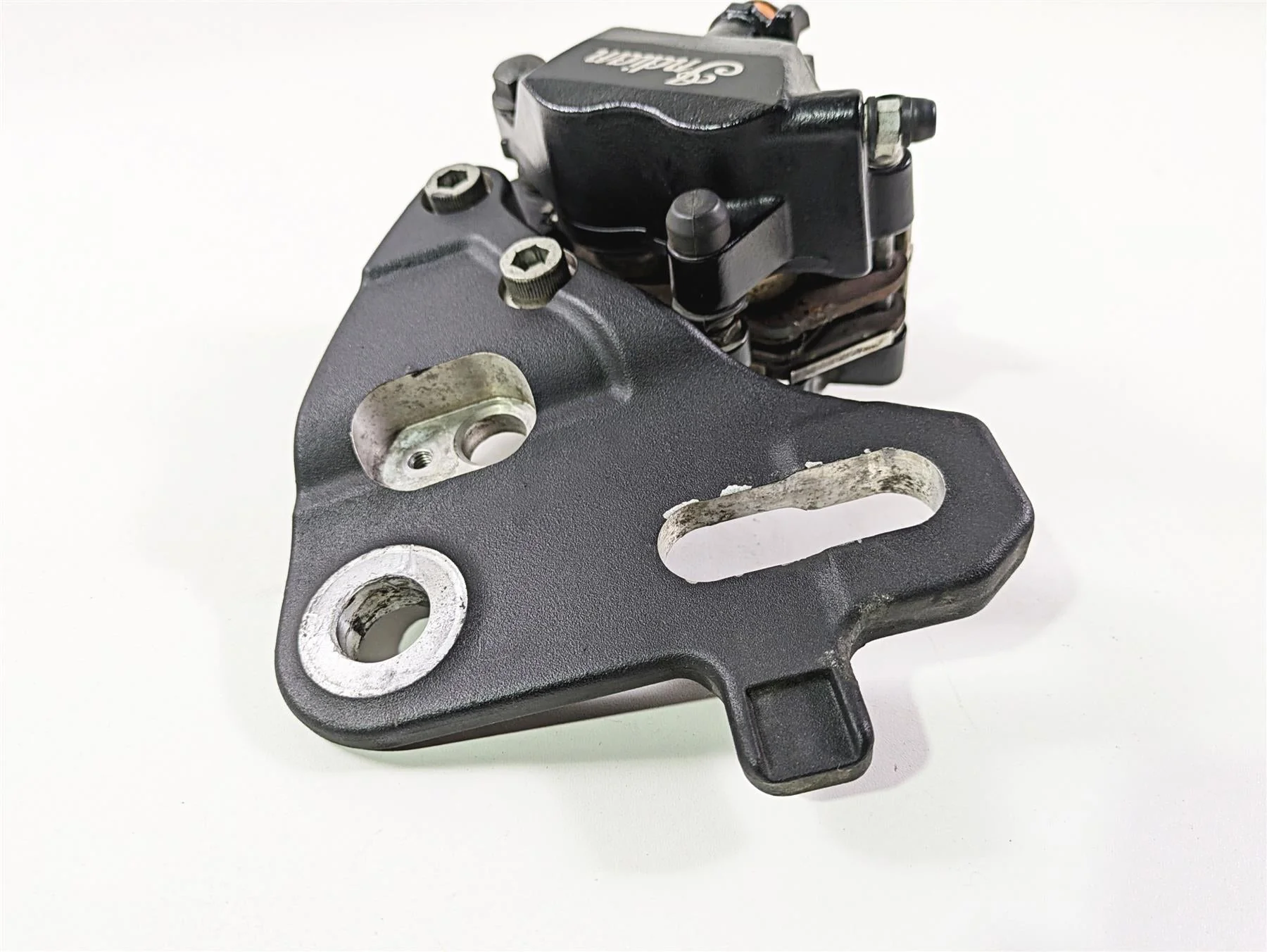 2016 Indian Chief Classic Nissin Rear Brake Caliper + Bracket 1912006 - Image 7