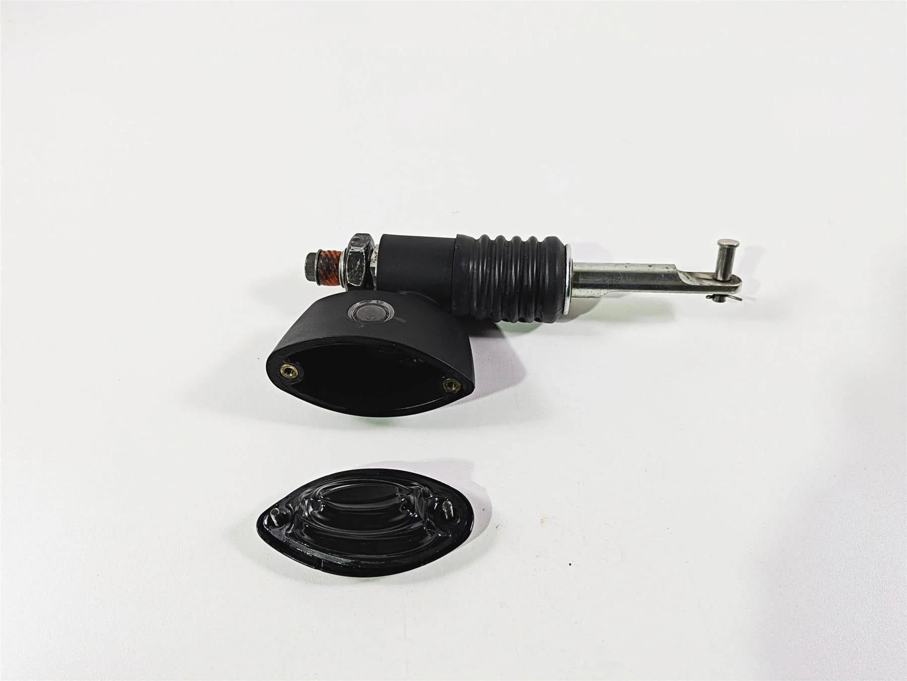 2016 Indian Chief Classic Rear Brake Master Cylinder 2205153 2206306 1911990-463 - Image 12