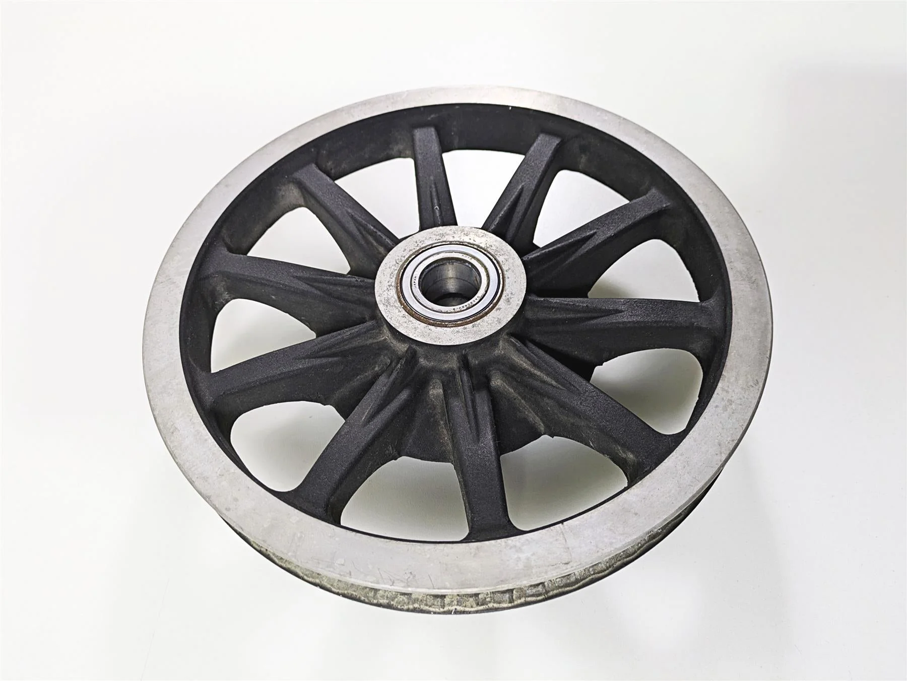 2016 Indian Chief Classic Rear Drive Belt Pulley Sprocket 66T 24mm 1333429 - Image 2