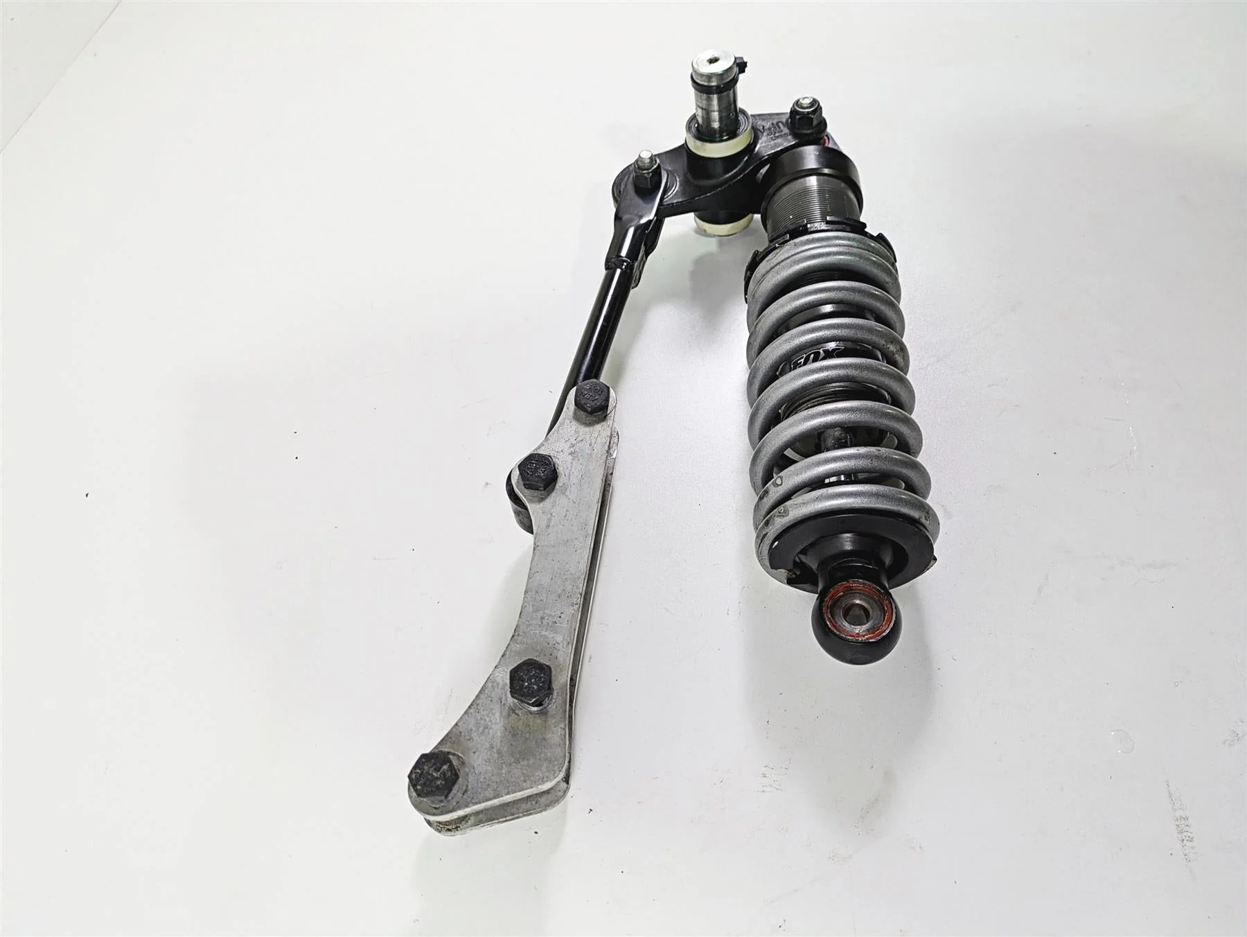 2016 Indian Chief Classic Rear Fox Shock Damper & Linkage 1543614 1543840 - Image 2