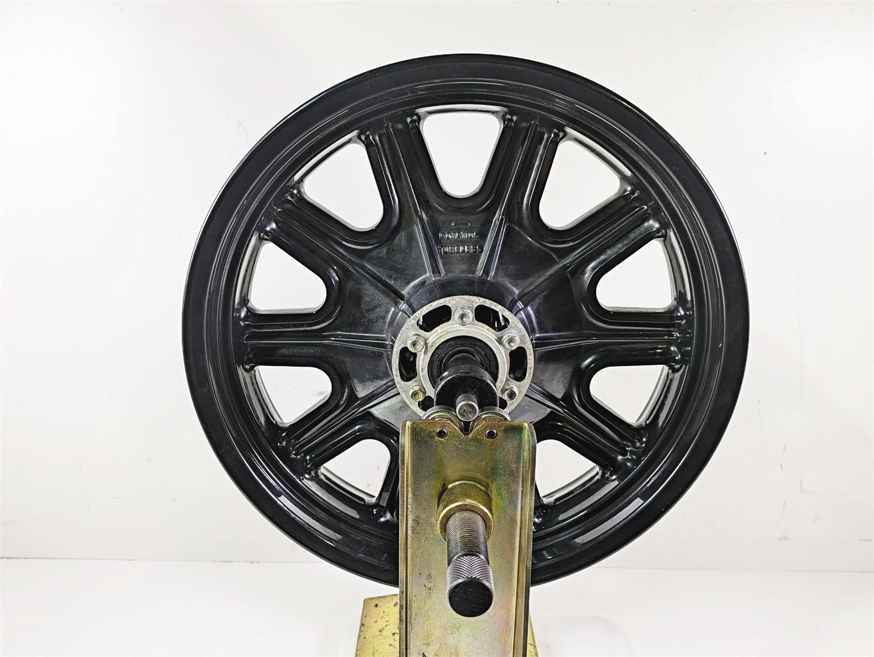 2016 Indian Chief Classic Straight 16x3.5 Front Wheel Rim 1522505 - Image 3