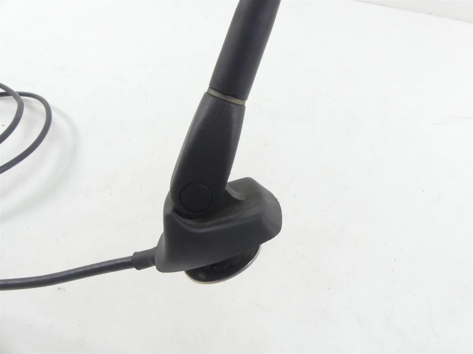 2016 Indian Chieftain Dark Horse Audio Radio Antenna 90 Degree 4012274 - Image 6