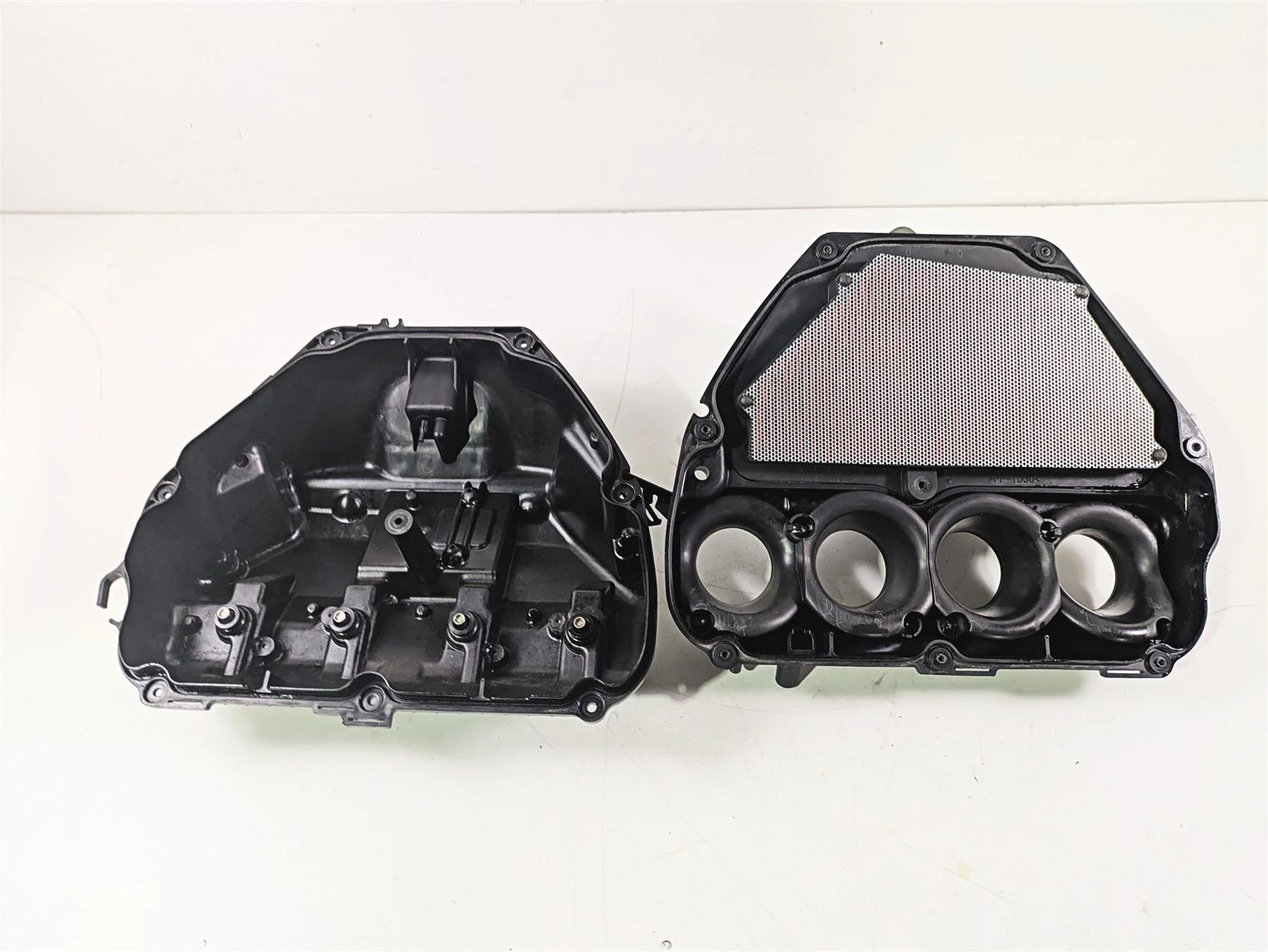 2016 Kawasaki ZX10R Ninja Air Box Cleaner Breather Injectors Set 11010-0844 - Image 2