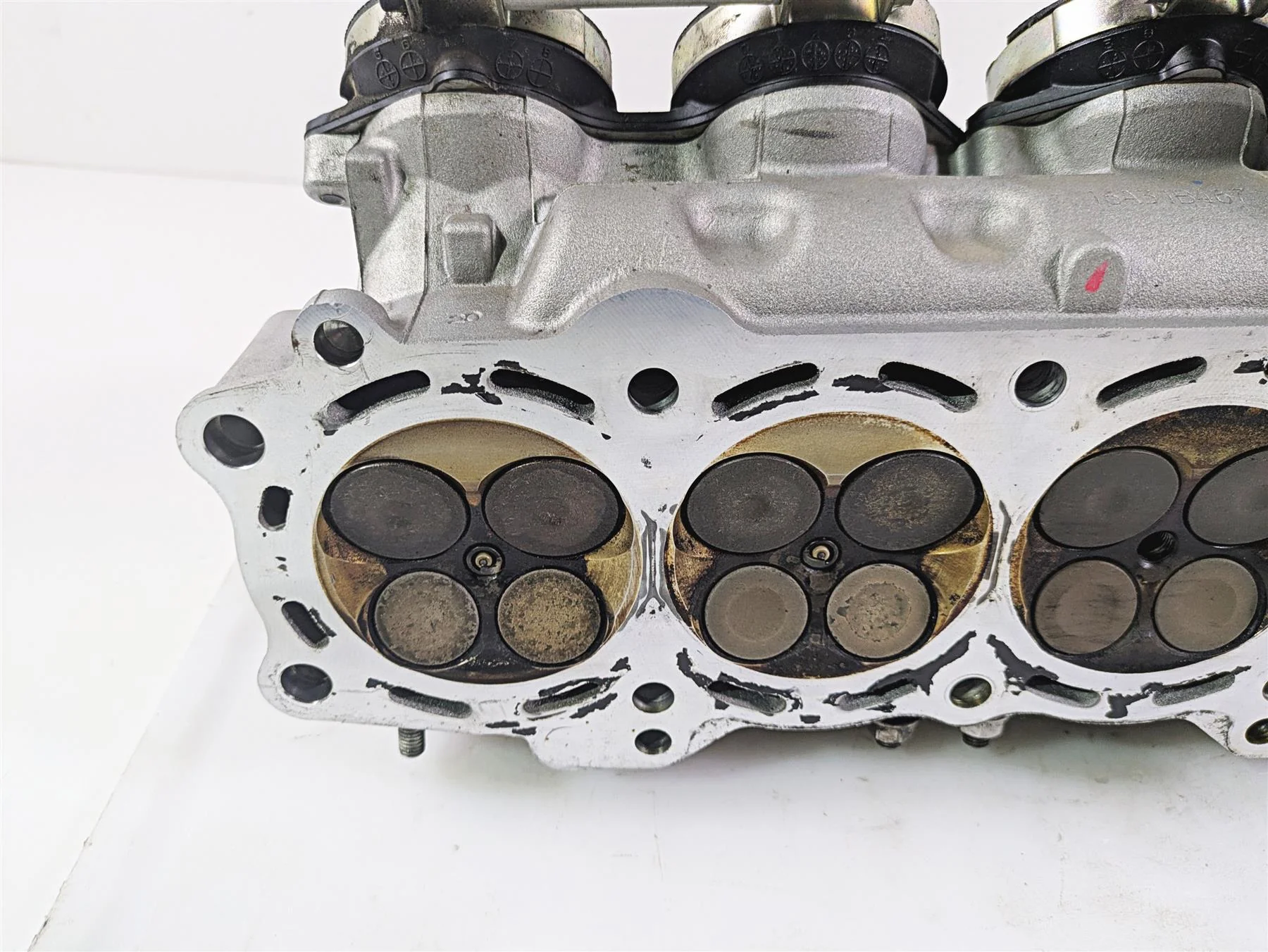 2016 Kawasaki ZX10R Ninja Cylinderhead & Valve Cover Set 11008-0869 - Image 11