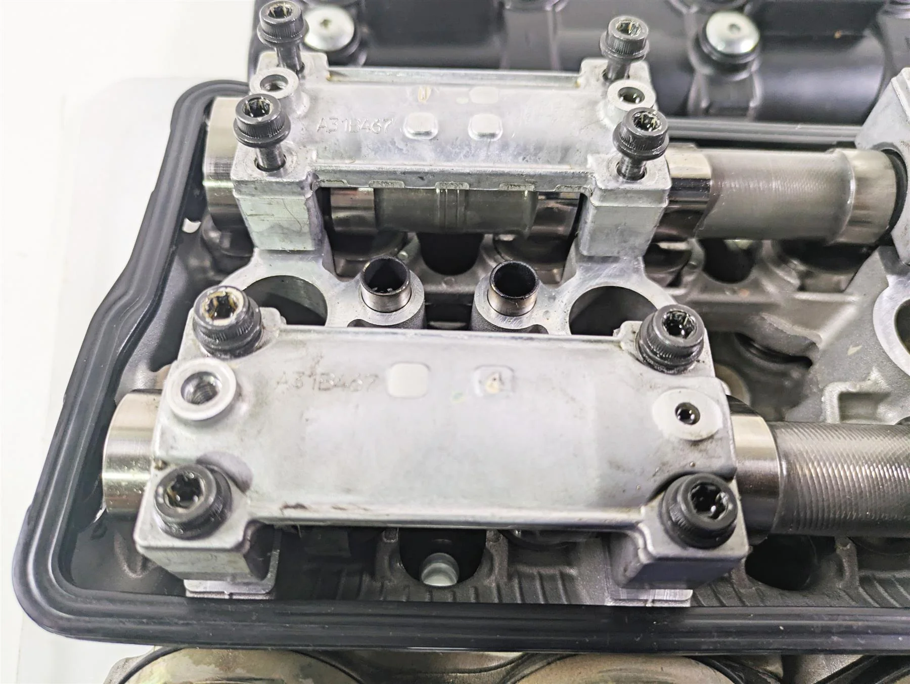 2016 Kawasaki ZX10R Ninja Cylinderhead & Valve Cover Set 11008-0869 - Image 3