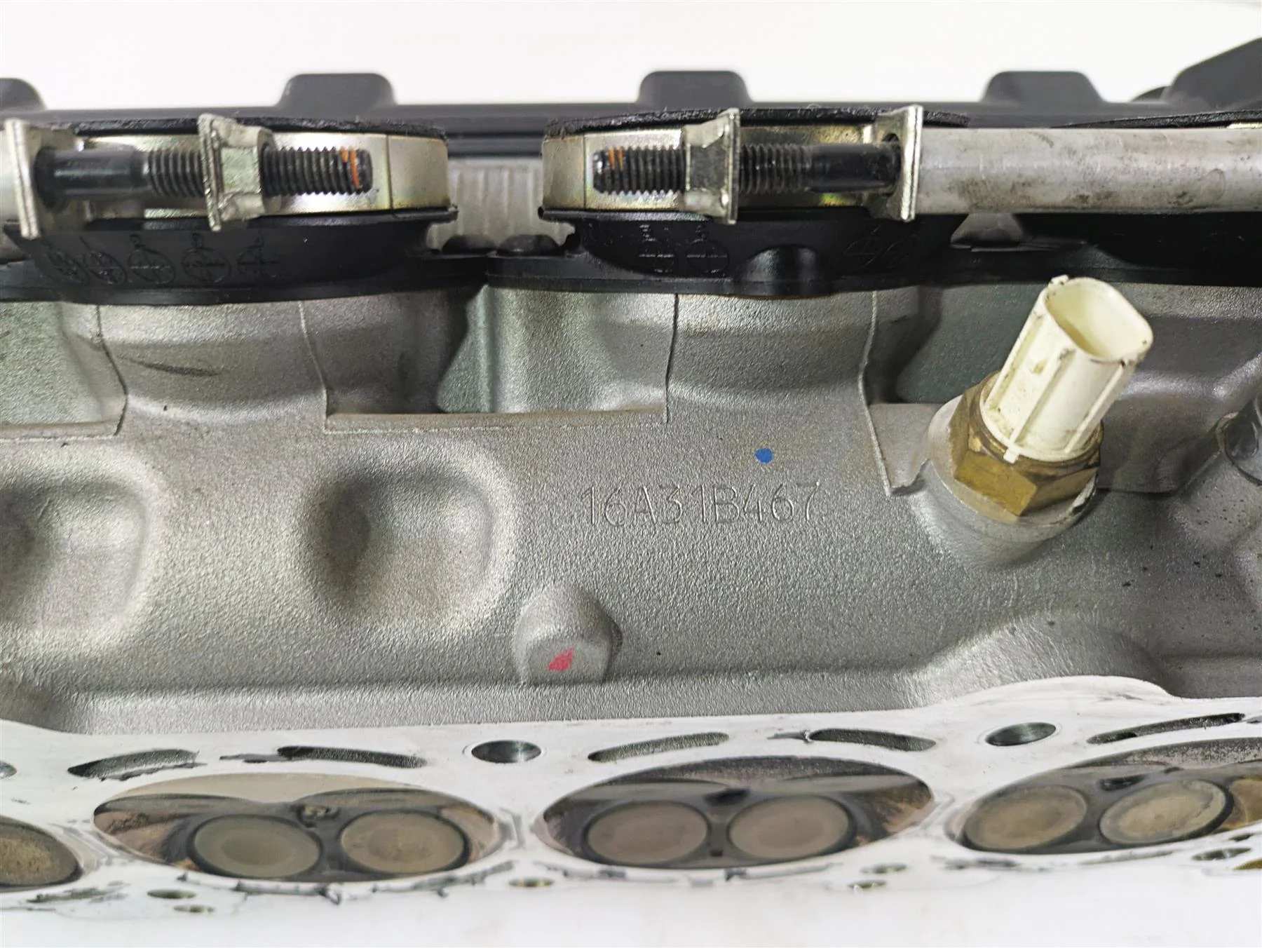 2016 Kawasaki ZX10R Ninja Cylinderhead & Valve Cover Set 11008-0869 - Image 9