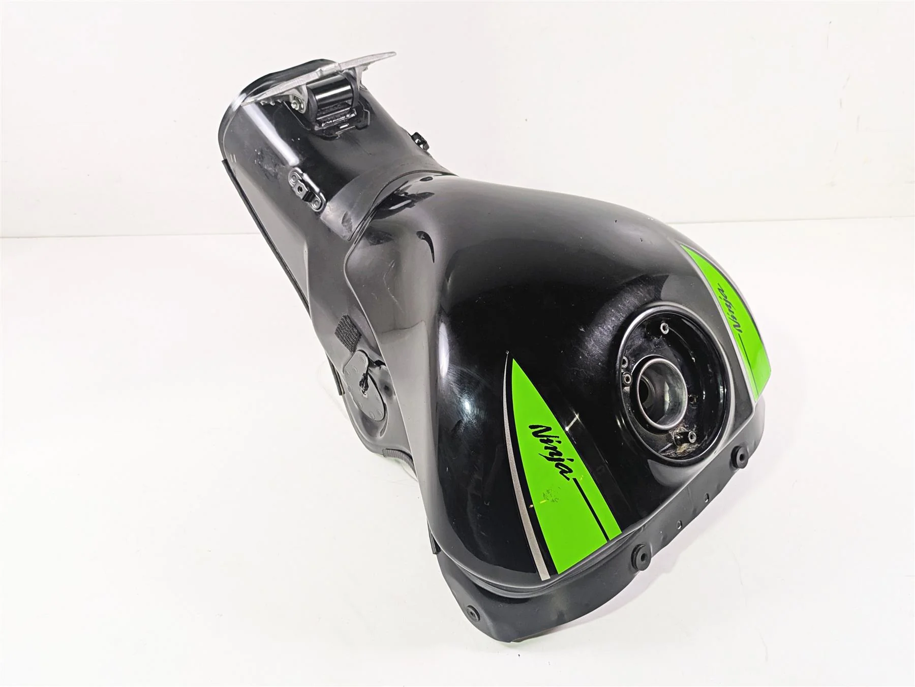 2016 Kawasaki ZX10R Ninja Fuel Gas Petrol Tank Reservoir - Dent 51089-5418-51B - Image 12