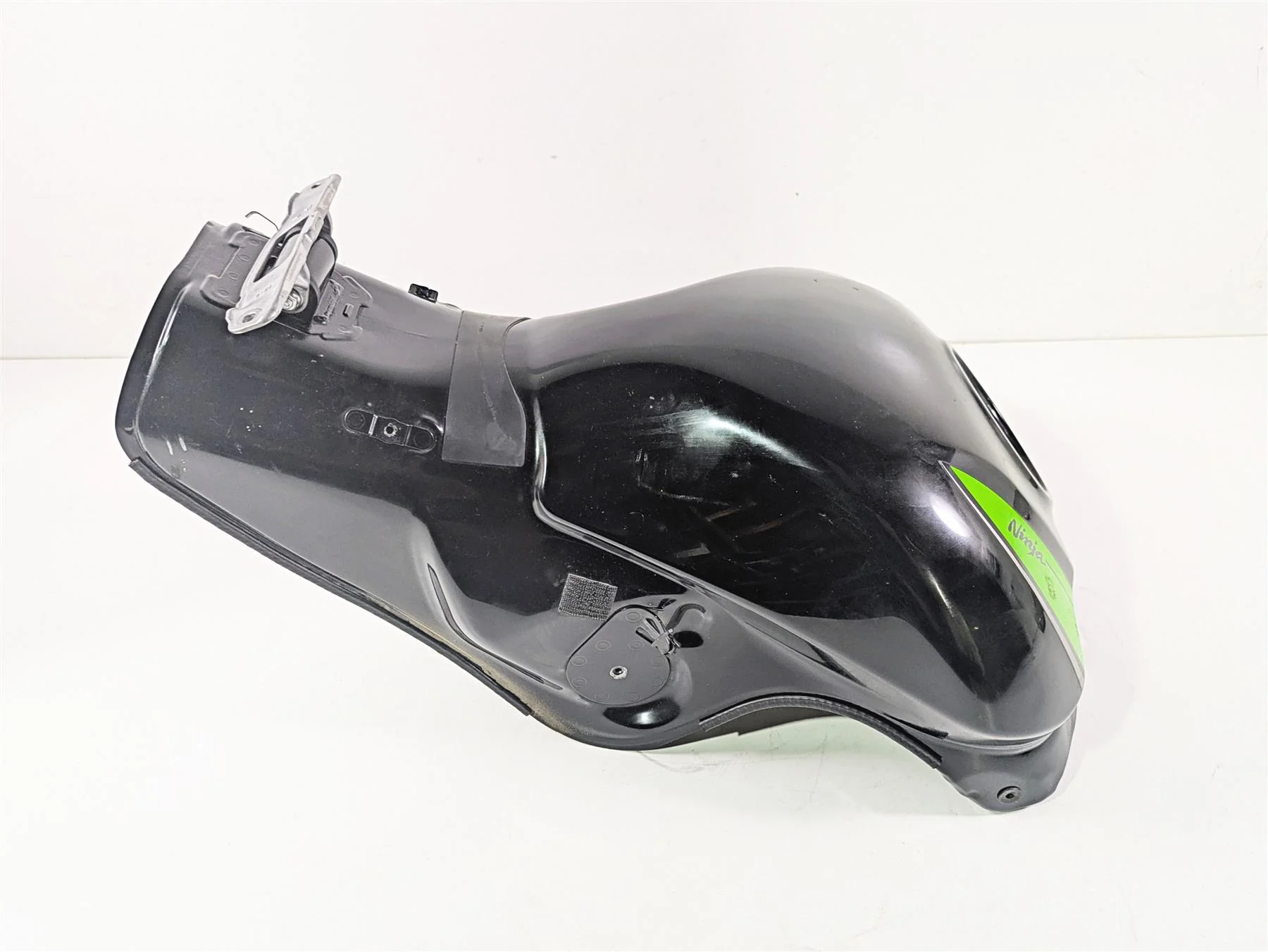 2016 Kawasaki ZX10R Ninja Fuel Gas Petrol Tank Reservoir - Dent 51089-5418-51B - Image 2