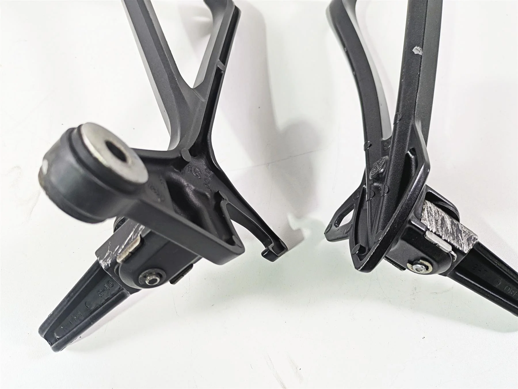 2016 Kawasaki ZX10R Ninja Rear Passenger Footpeg Rest Set 35063-0700-18R - Image 10