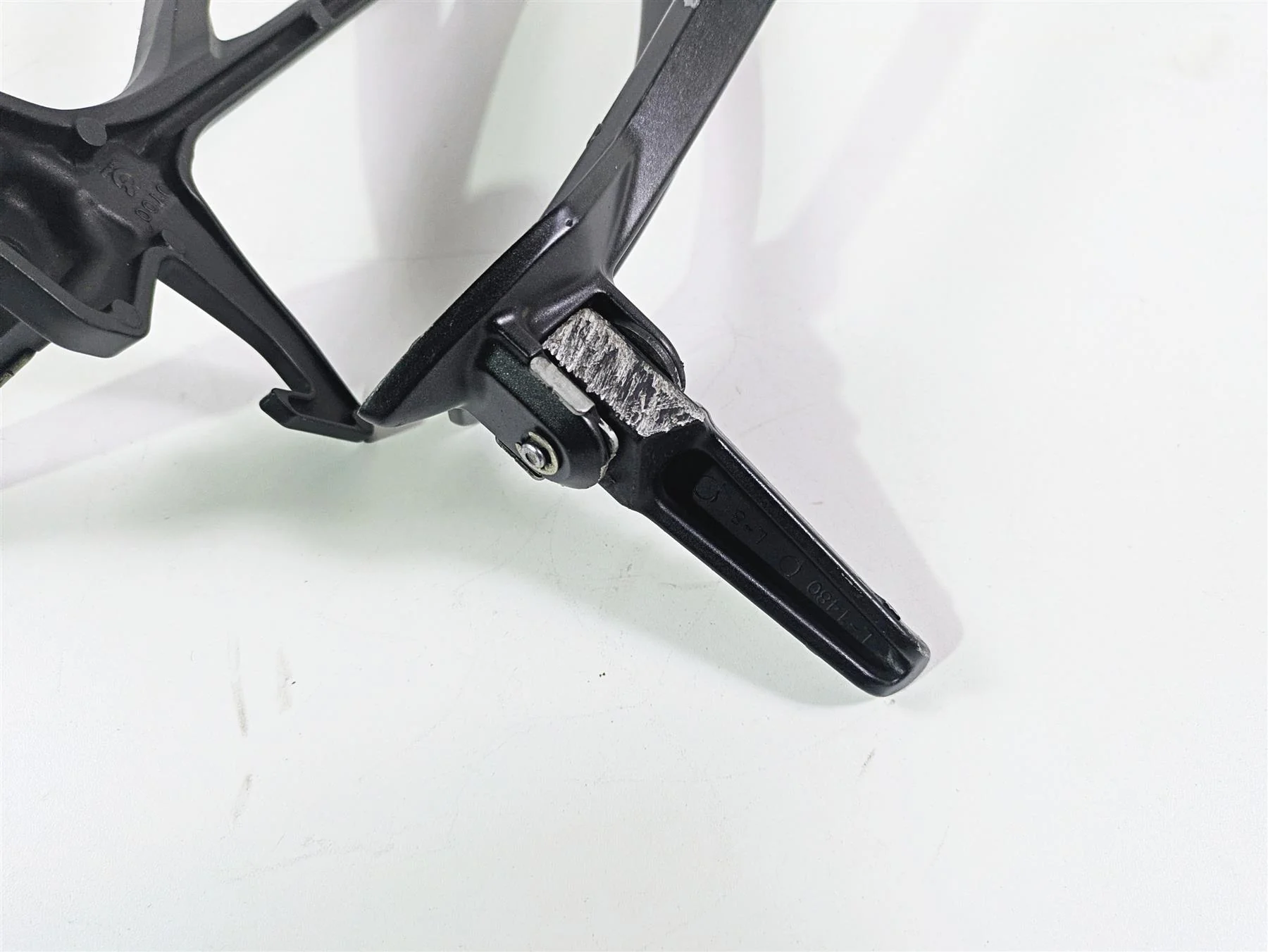 2016 Kawasaki ZX10R Ninja Rear Passenger Footpeg Rest Set 35063-0700-18R - Image 8