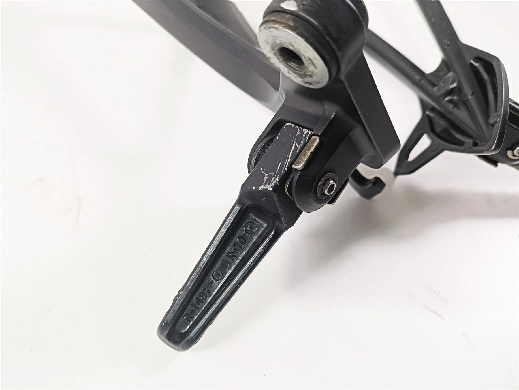 2016 Kawasaki ZX10R Ninja Rear Passenger Footpeg Rest Set 35063-0700-18R - Image 9