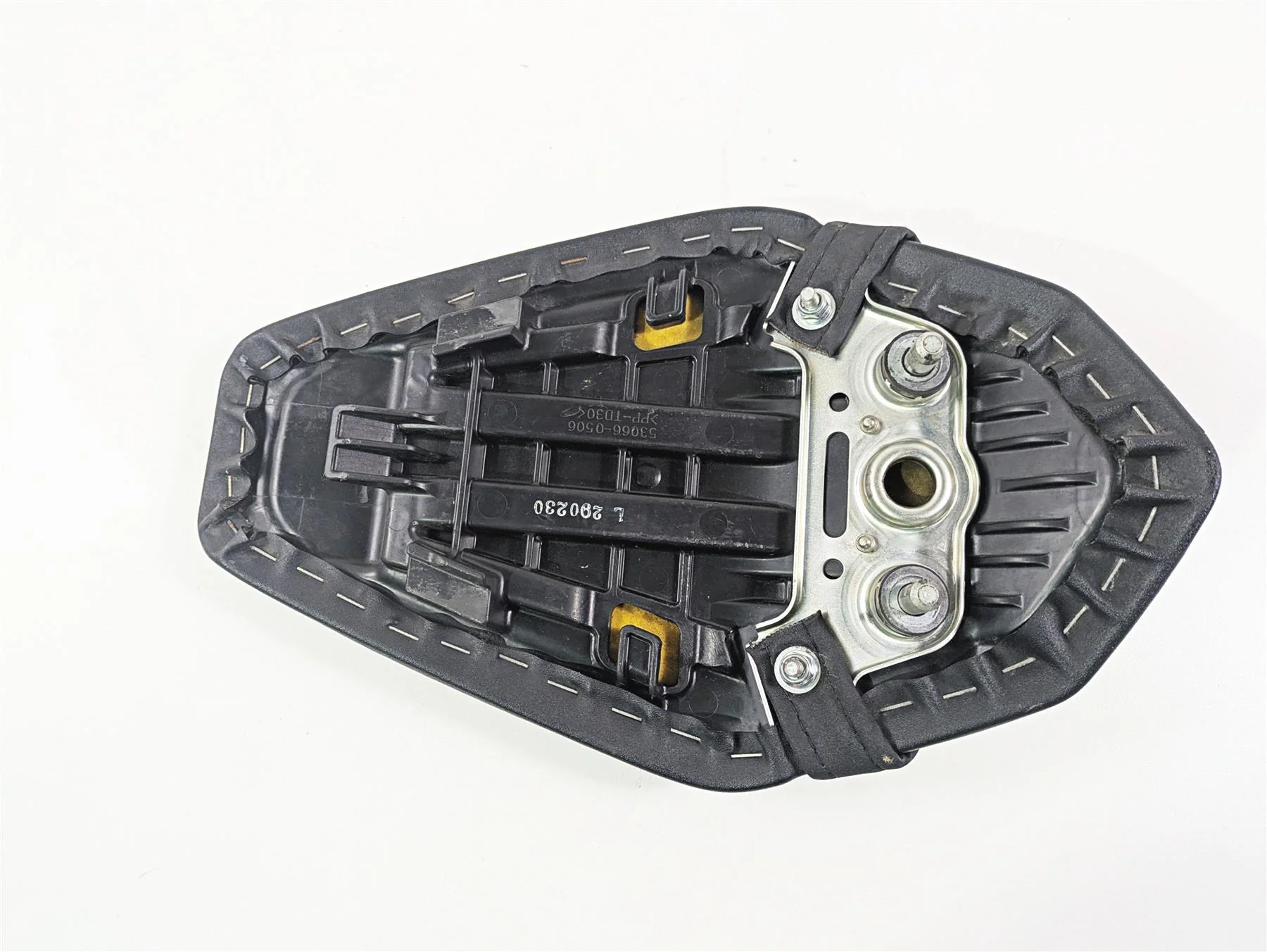 2016 Kawasaki ZX10R Ninja Rear Passenger Seat Saddle 53066-0506-12Y - Image 2