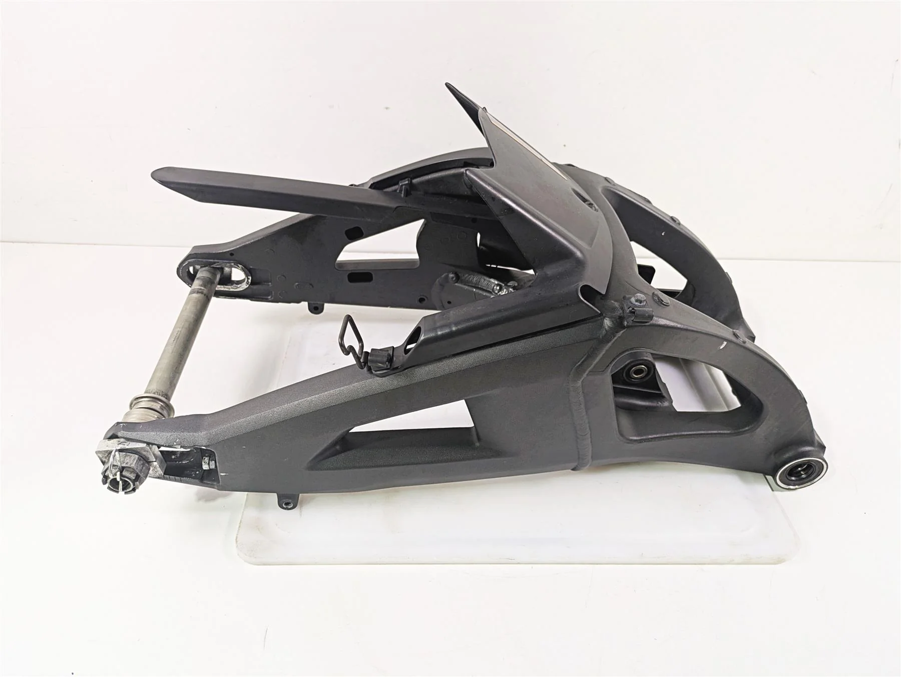 2016 Kawasaki ZX10R Ninja Straight Rear Swingarm Swing Arm 33001-0648