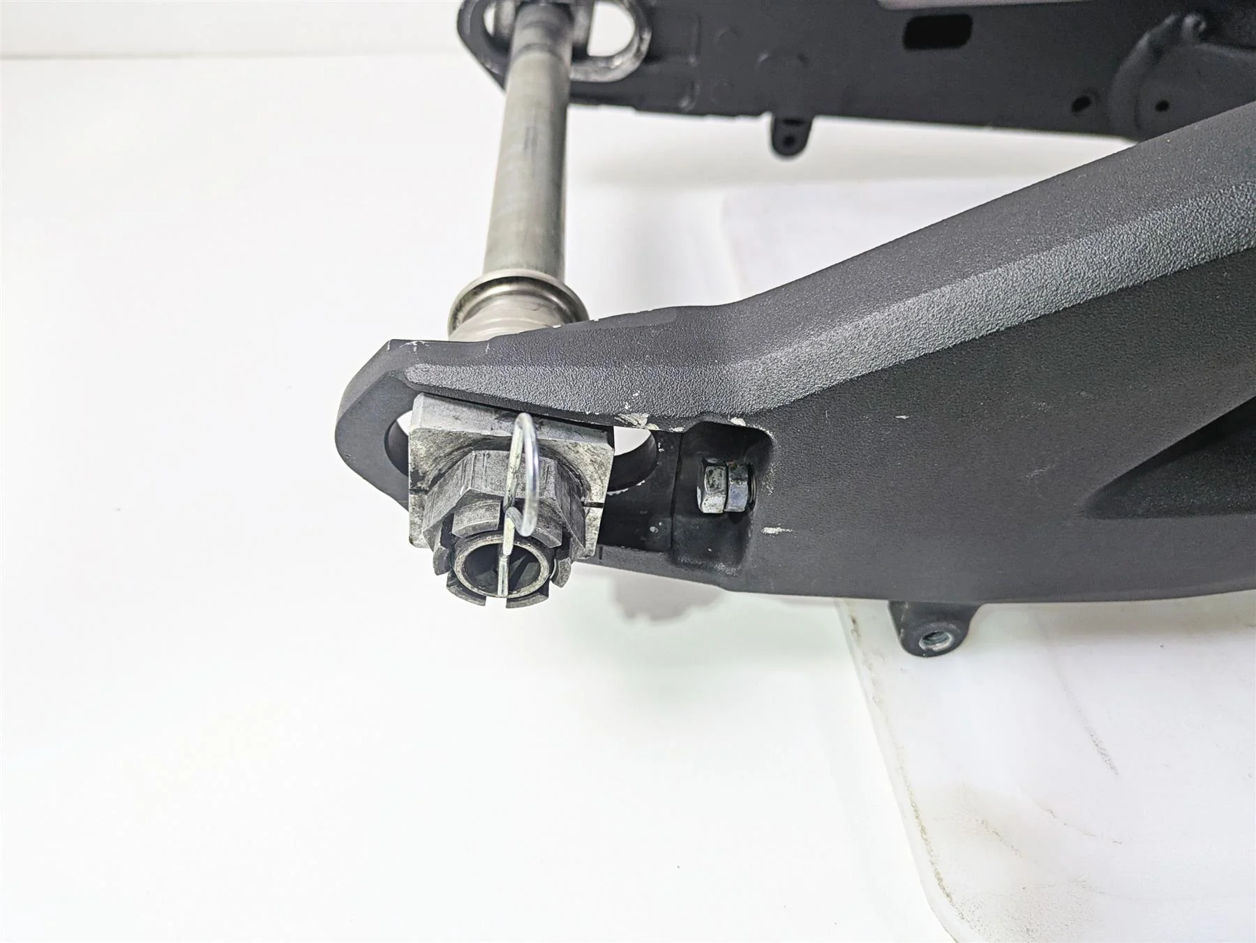 2016 Kawasaki ZX10R Ninja Straight Rear Swingarm Swing Arm 33001-0648 - Image 8