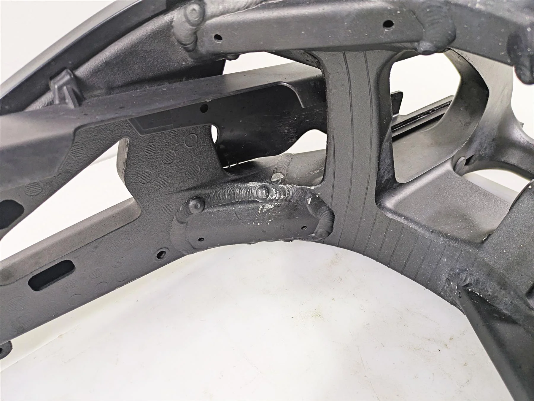 2016 Kawasaki ZX10R Ninja Straight Rear Swingarm Swing Arm 33001-0648 - Image 9