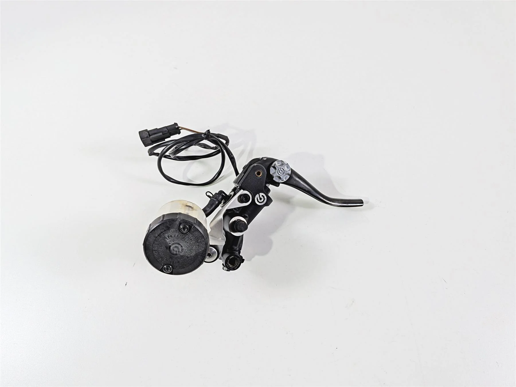 2016 KTM 1290 Super Adventure Brembo Radial Front Brake Pump 6201300110030 - Image 2