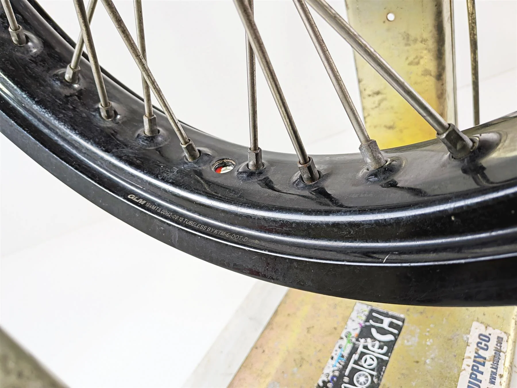 2016 KTM 1290 Super Adventure Front Wheel Rim 19x3 1.4mm Runout 6040900114430A - Image 9