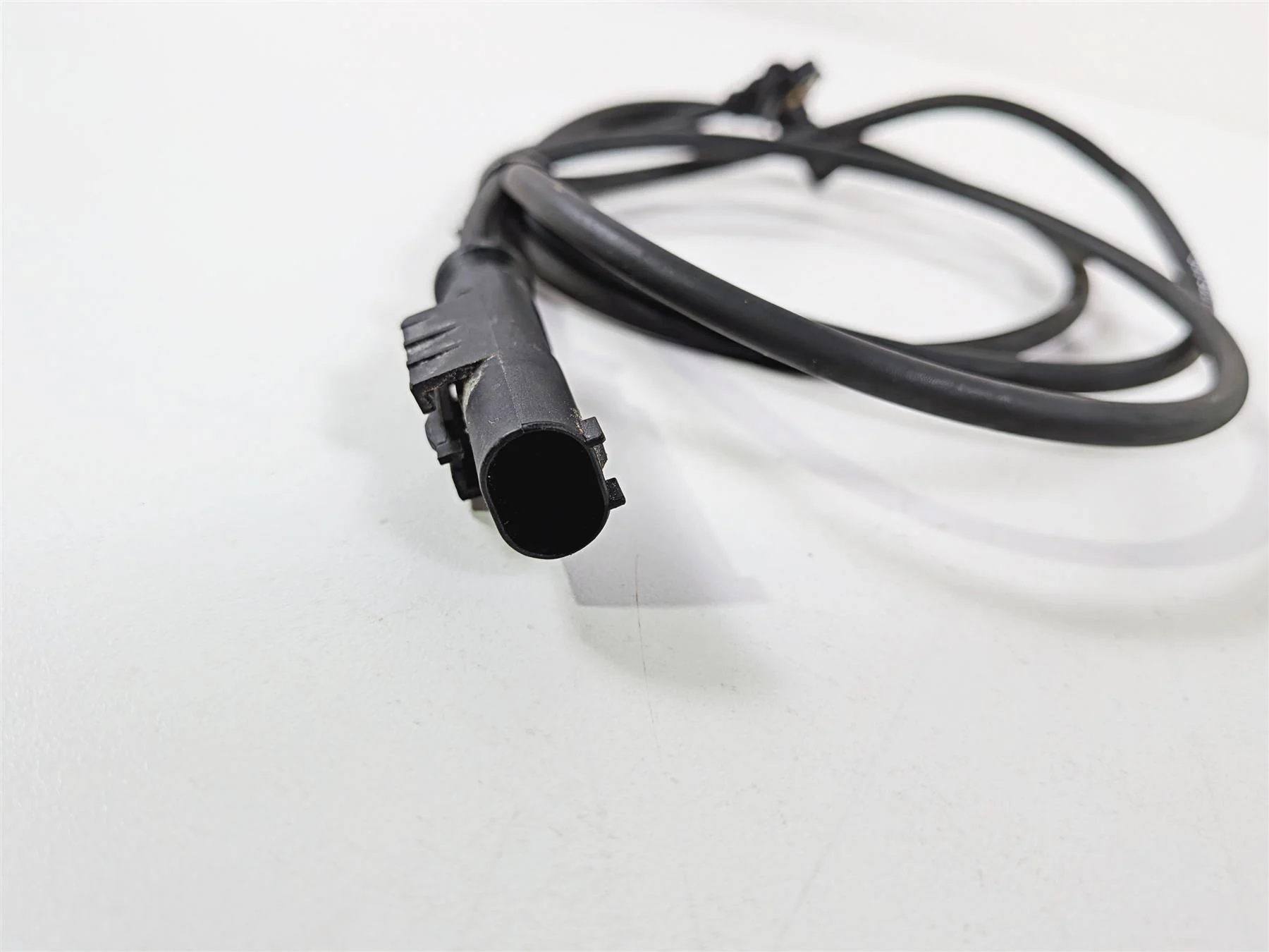 2016 KTM 1290 Super Adventure Front Wheel Speed Abs Brake Sensor 76042025000 - Image 6