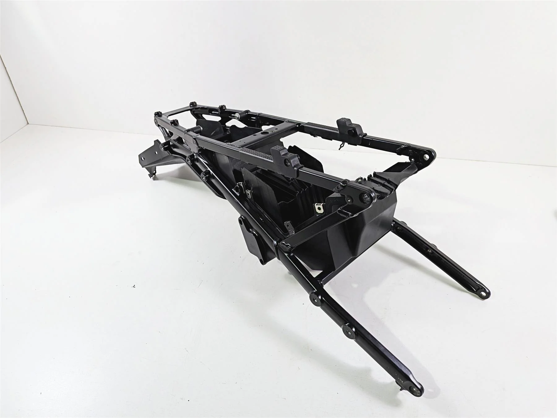 2016 KTM 1290 Super Adventure Rear Sub Frame Subframe 6030300200033 - Image 12