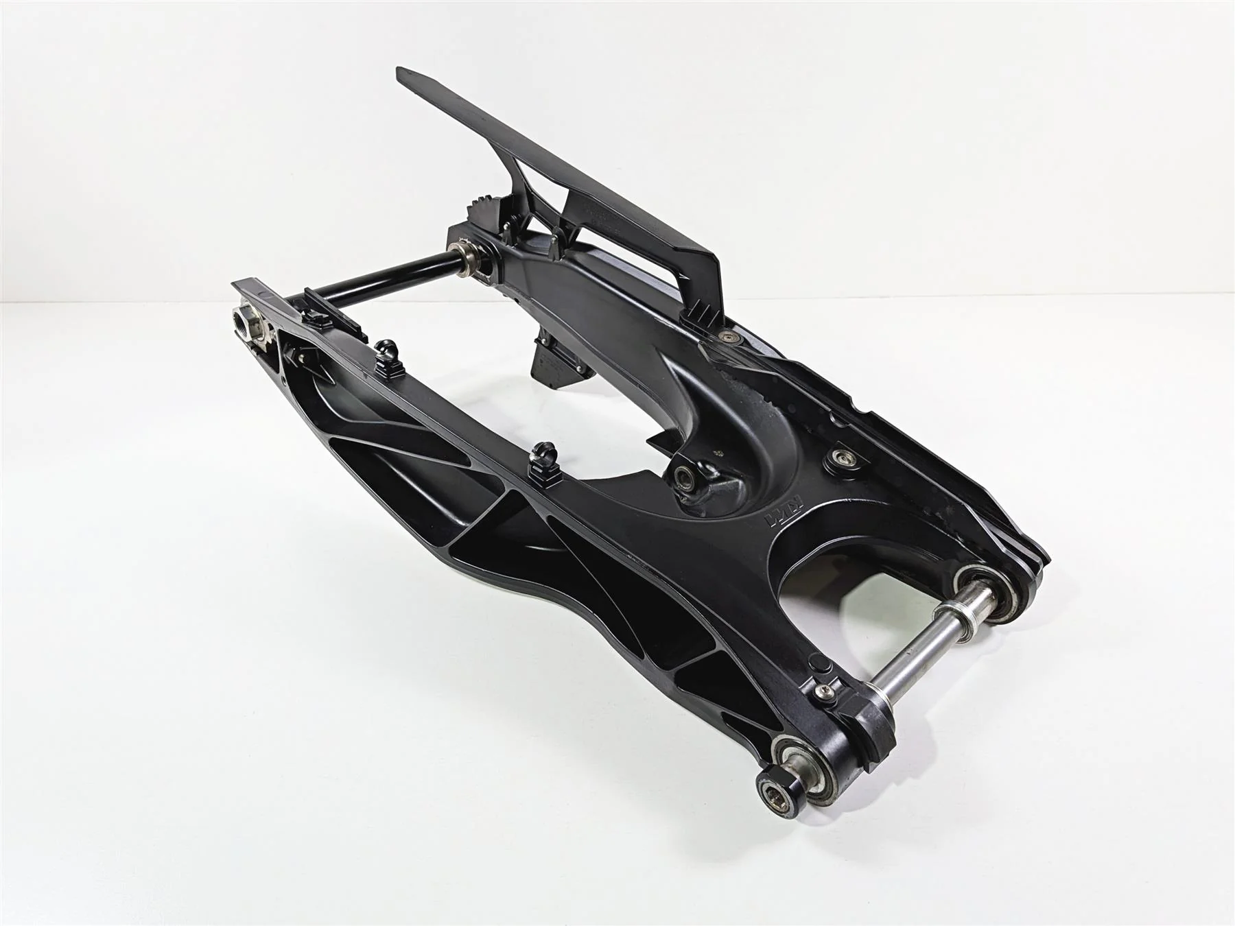 2016 KTM 1290 Super Adventure Swingarm Swing Arm & Axle 6040403004433 - Image 13