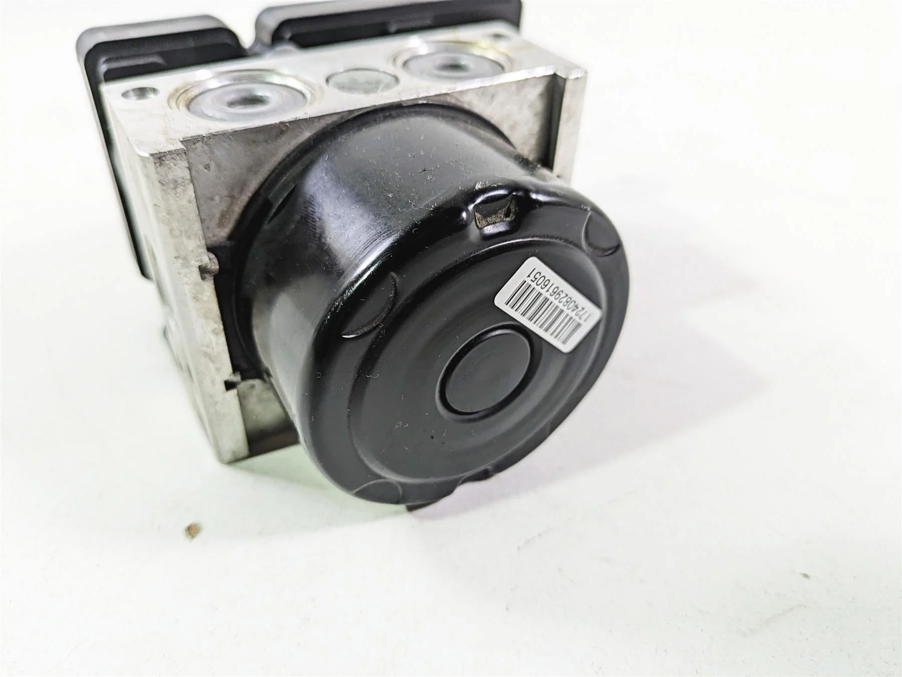 2016 Moto Guzzi Stelvio 1200 8V NTX Abs Brake Pump Unit Module 895351 - Image 10