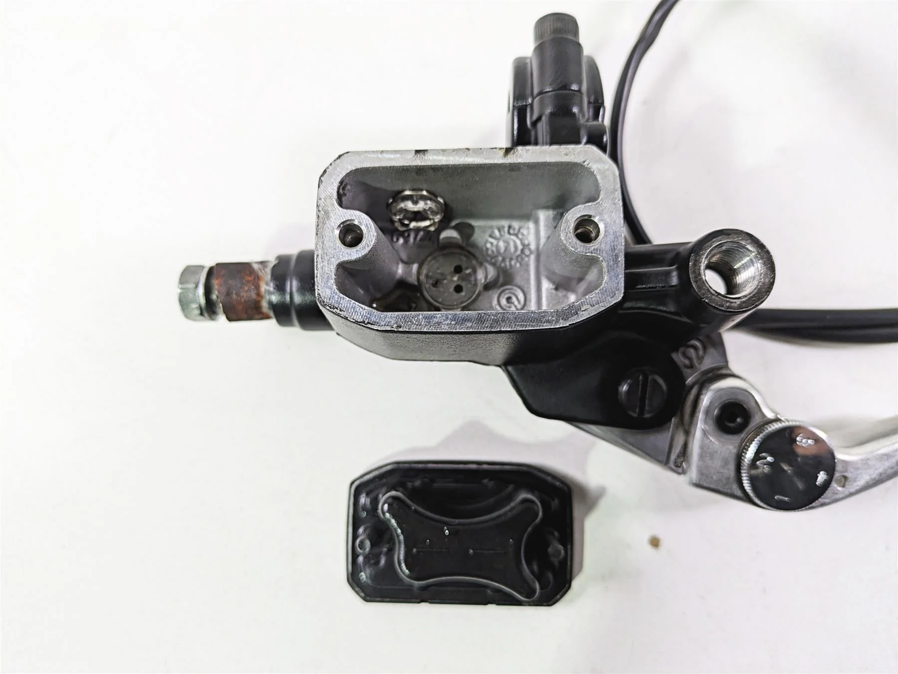 2016 Moto Guzzi Stelvio 1200 8V NTX Brembo Clutch Master Cylinder 978607 - Image 12