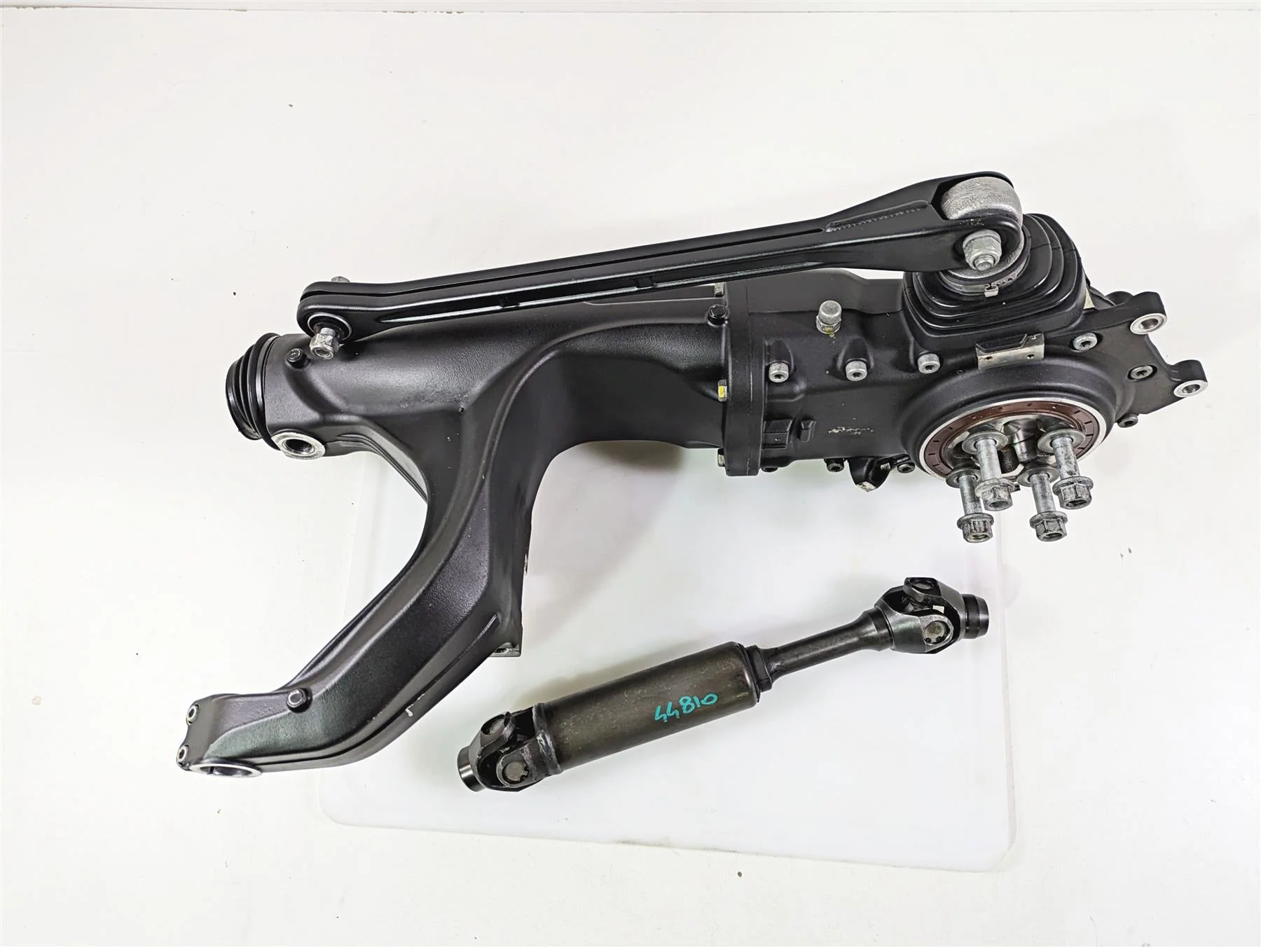 2016 Moto Guzzi Stelvio 1200 8V NTX Differential Swingarm Drive Shaft 976570 - Image 5