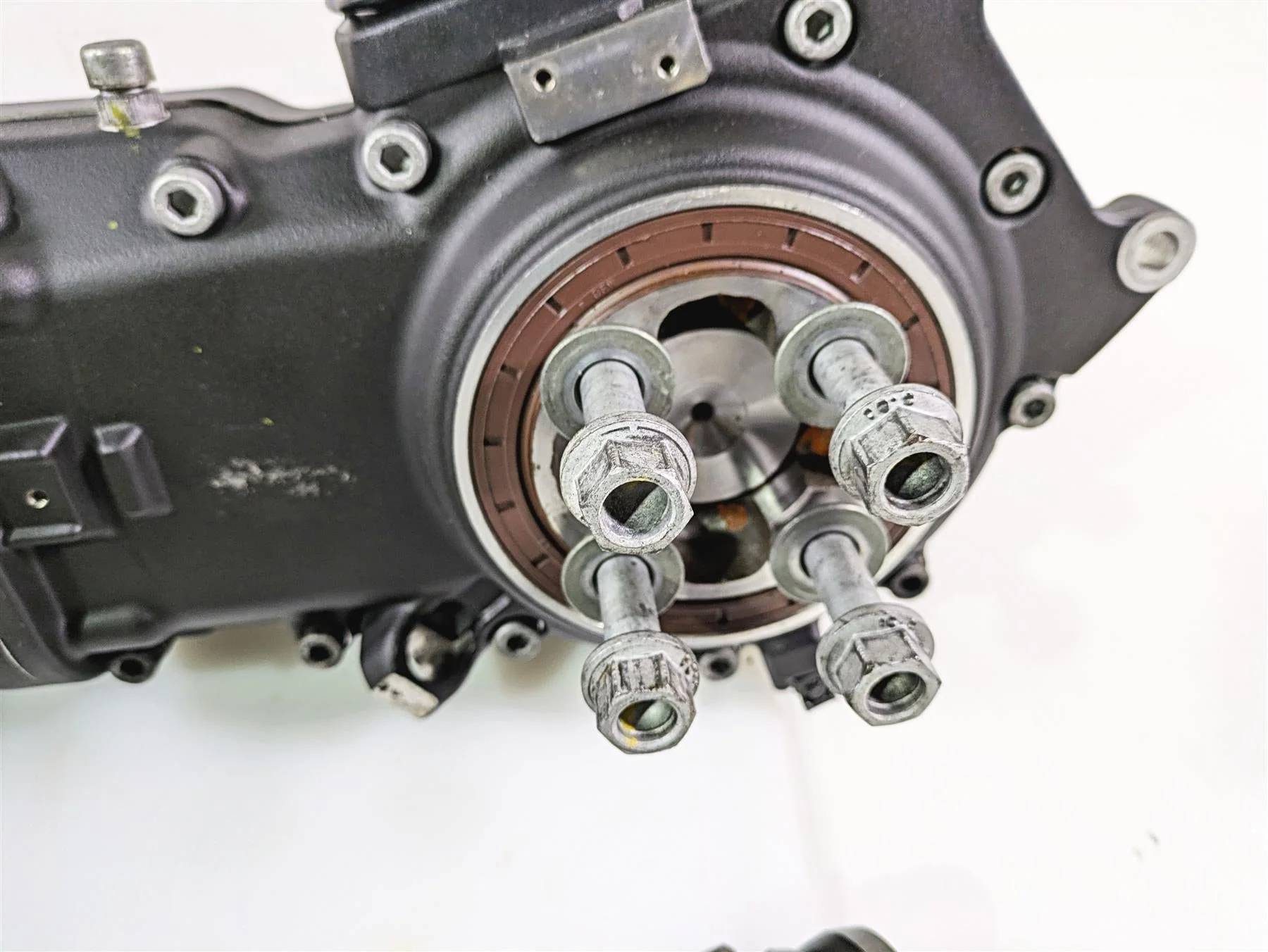 2016 Moto Guzzi Stelvio 1200 8V NTX Differential Swingarm Drive Shaft 976570 - Image 9