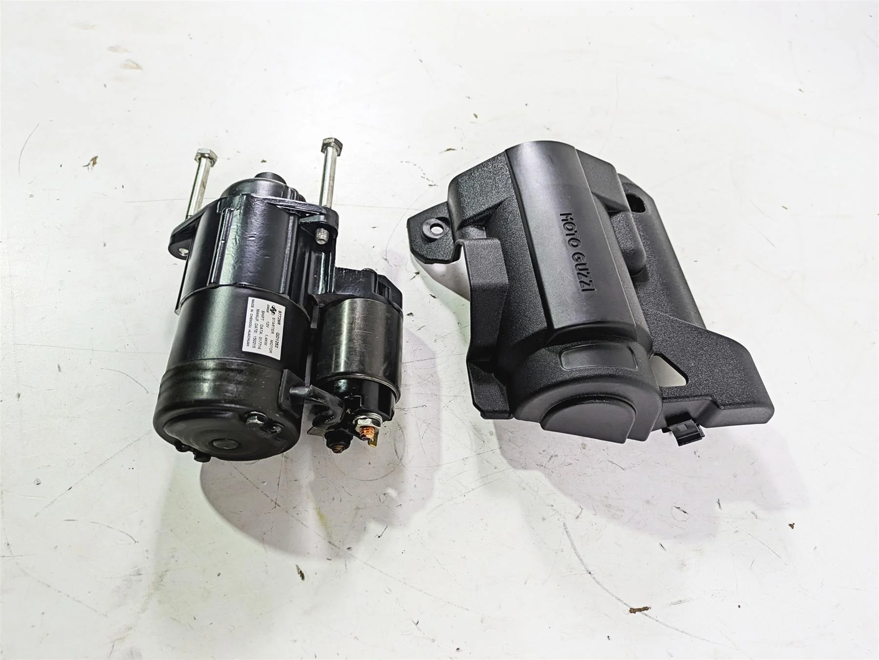 2016 Moto Guzzi Stelvio 1200 8V NTX Engine Starter Motor & Cover GU05730730 - Image 4