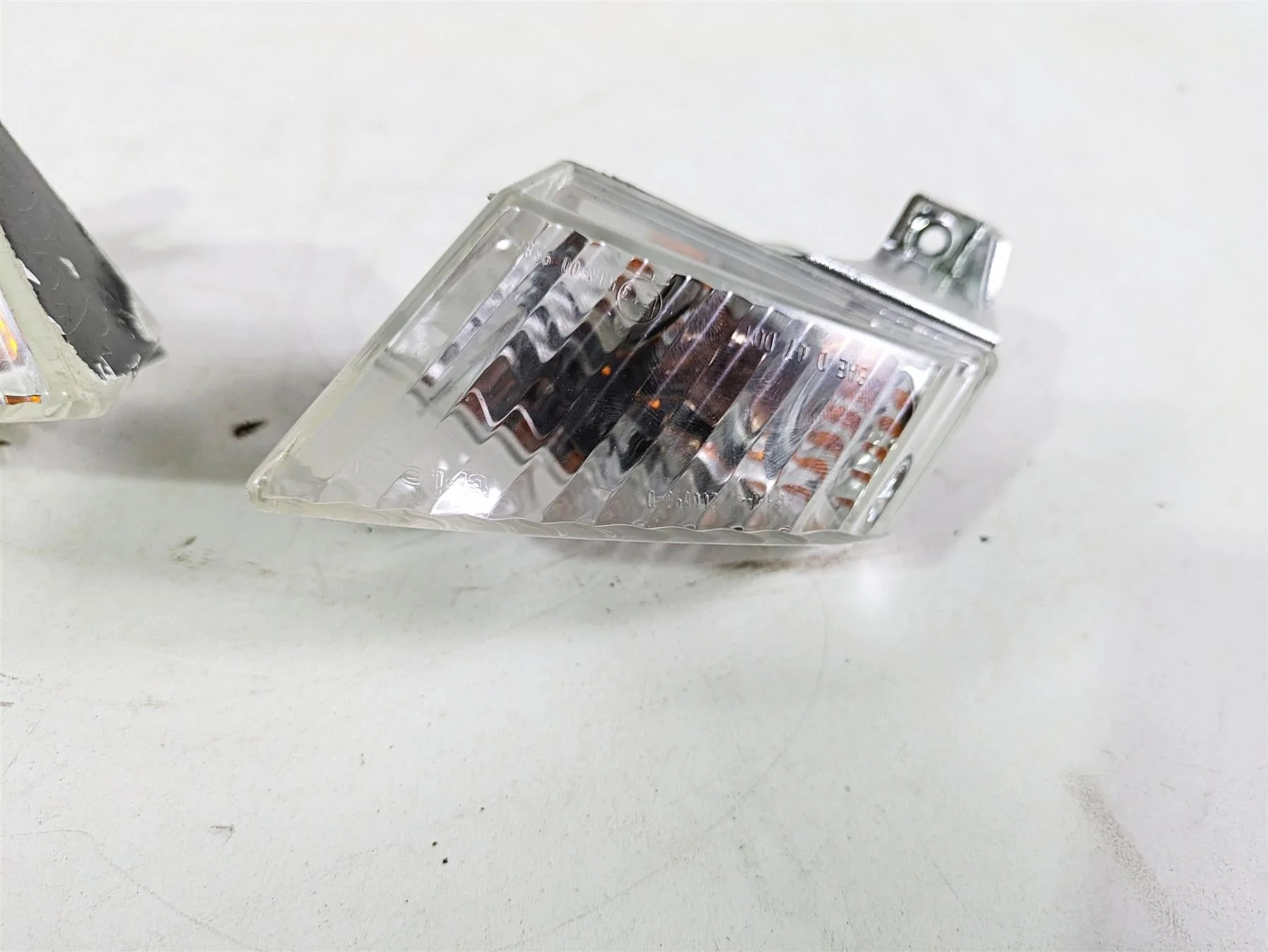 2016 Moto Guzzi Stelvio 1200 8V NTX Front Blinker Set - Read 978428 978427 - Image 12