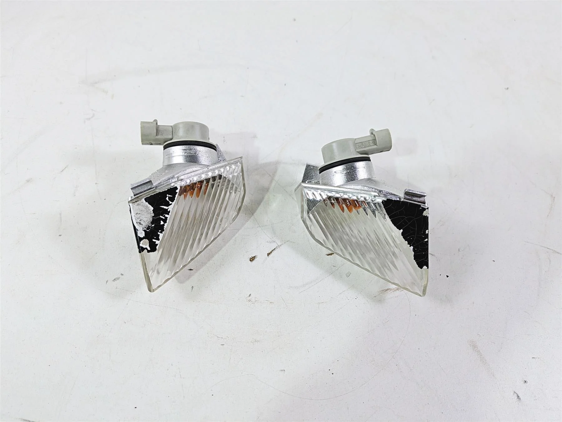 2016 Moto Guzzi Stelvio 1200 8V NTX Front Blinker Set - Read 978428 978427 - Image 8
