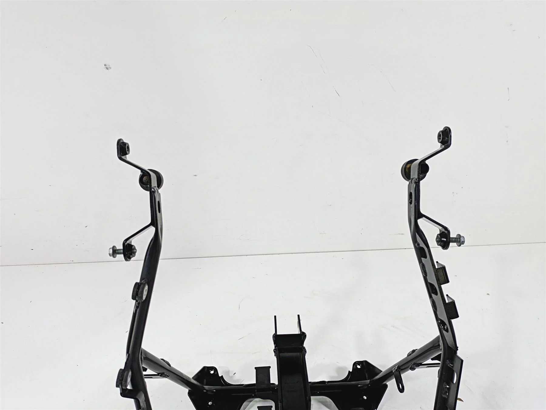 2016 Moto Guzzi Stelvio 1200 8V NTX Front Fairing Stay Holder Carrier 886646 - Image 11